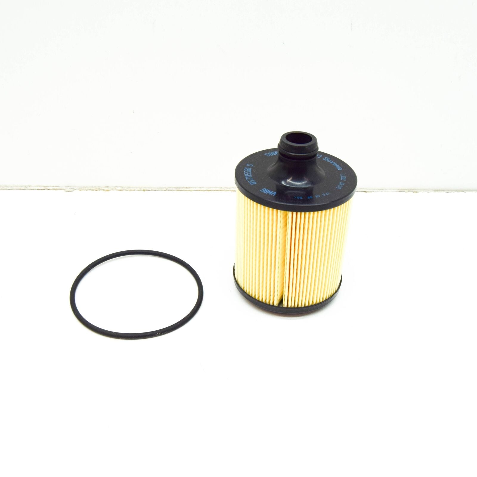 NEW AUDI Q7 4M OIL FILTER 057198405D ORIGINAL