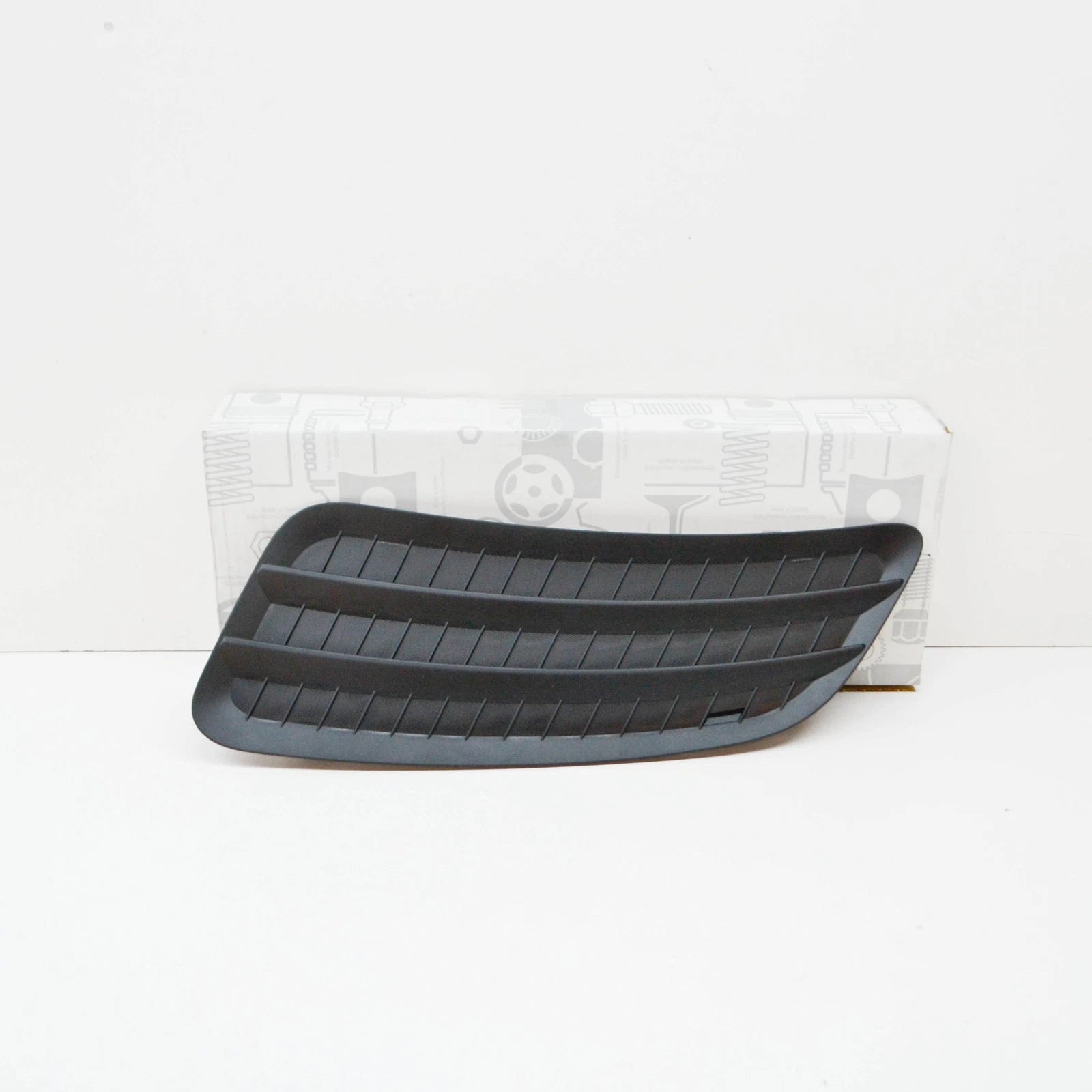NEW MB SPRINTER W907 ENGINE HOOD LEFT GRILLE RHD A91083607009051