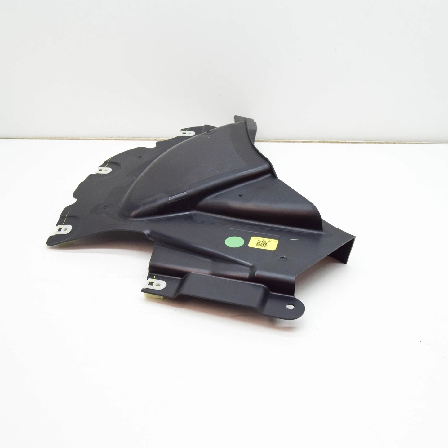 NEW BMW 2 COUPE G42 FRONT LEFT WHEEL HOUSING BOTTOM COVER 51718098221 ORIGINAL