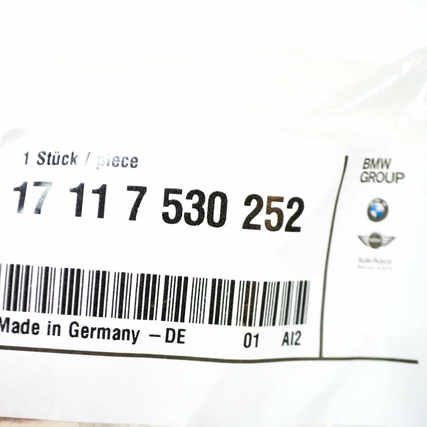 NEW BMW X3 E83 LEFT SIDE RADIATOR HOLDER SUPPORT 17117530252 ORIGINAL