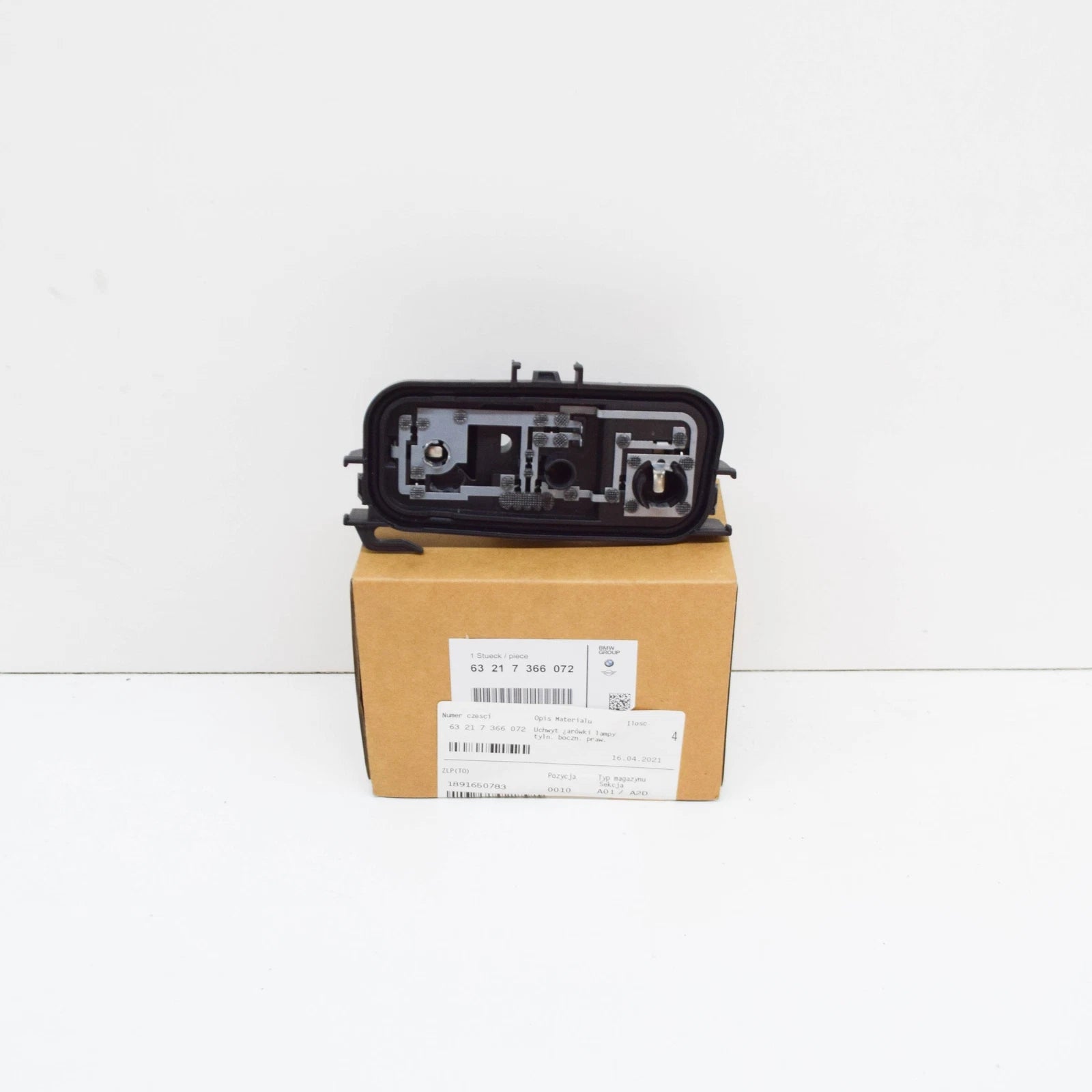 NEW BMW 3 GRAN TURISMO F34 REAR RIGHT LIGHT BULB HOLDER 63217366072 ORIGINAL