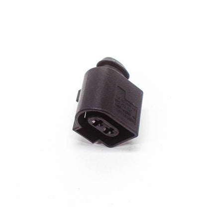 NEW AUDI A1 8X 2 PIN FLAT CONTACT HOUSING 8P0973722 ORIGINAL