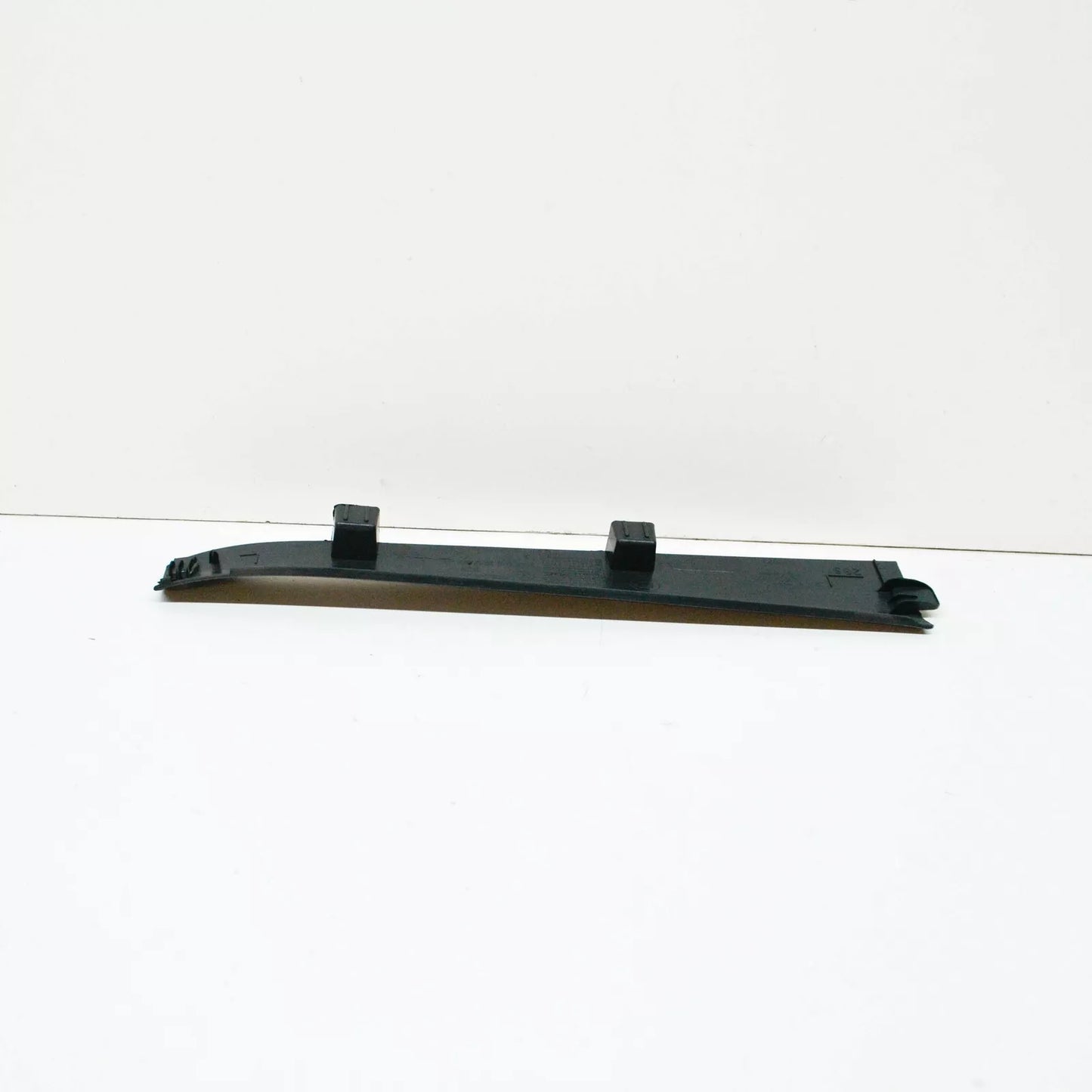 NEW VOLKSWAGEN TIGUAN AD FRONT LEFT CENTER A PILLAR TRIM 5NA86822482V