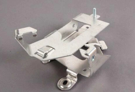 NEW MB E W211 TRUNK LOWER LEFT CONTROL MODULE BRACKET A2115456340 ORIGINAL