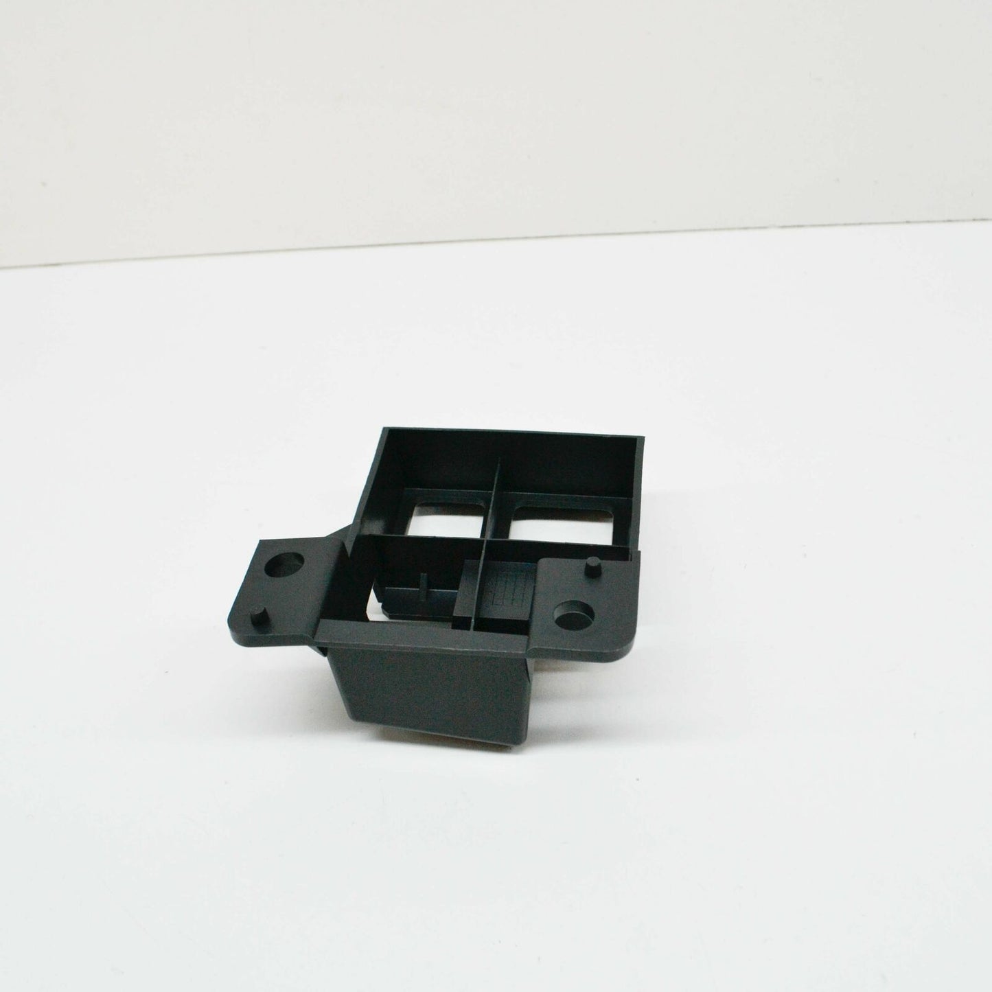 NEW VOLKSWAGEN CRAFTER MK1 2F FRONT BUMPER LEFT GUIDE 2E0807177 ORIGINAL