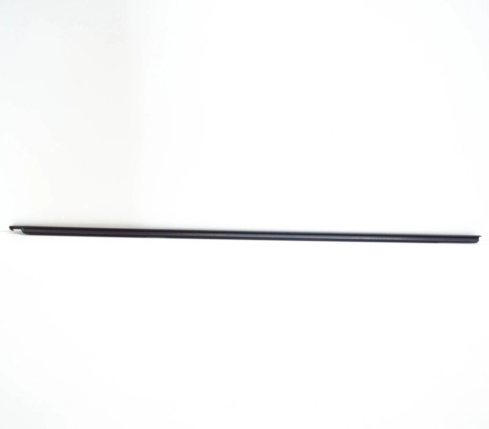 NEW BMW 3 E90 REAR RIGHT DOOR WEATHER STRIP 51357060250 ORIGINAL