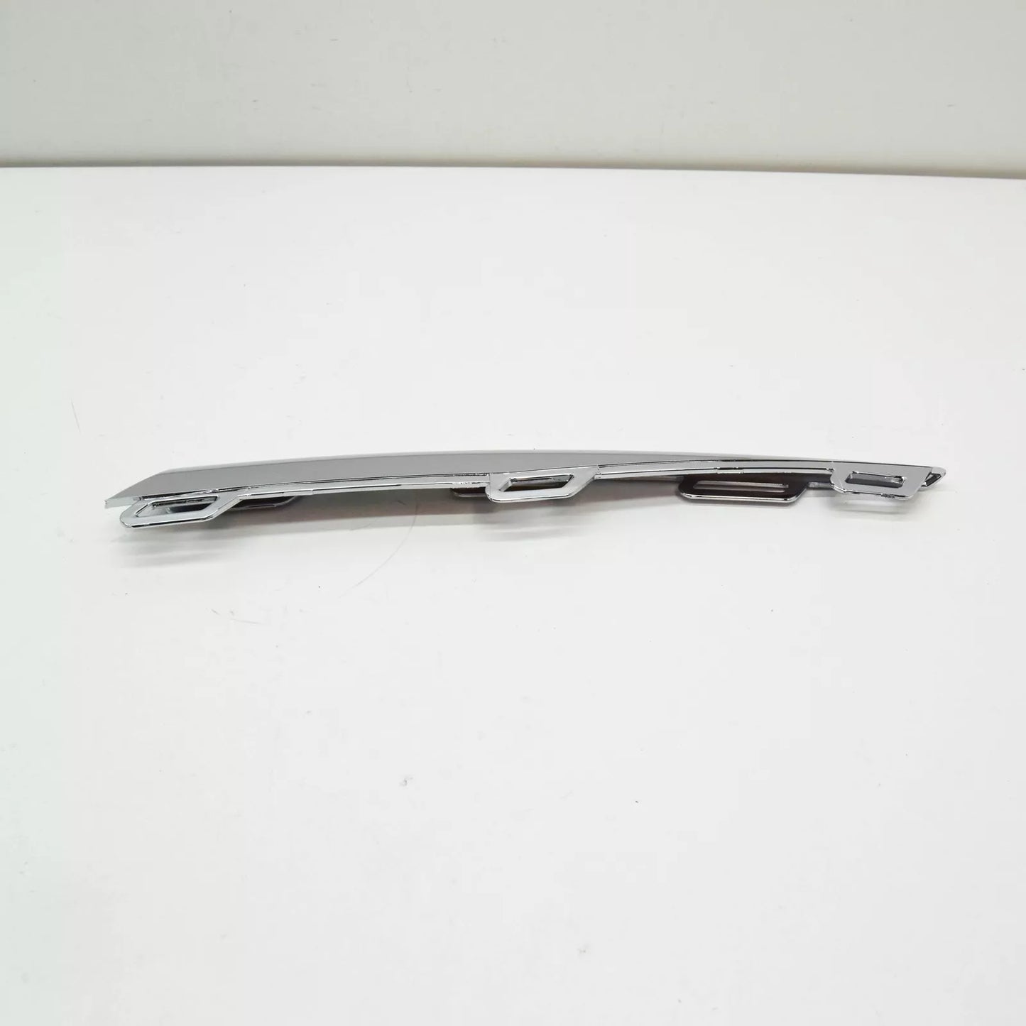 NEW VOLKSWAGEN TIGUAN AD MK2 FRONT LEFT BUMPER TRIM 5NA853101C2ZZ ORIGINAL