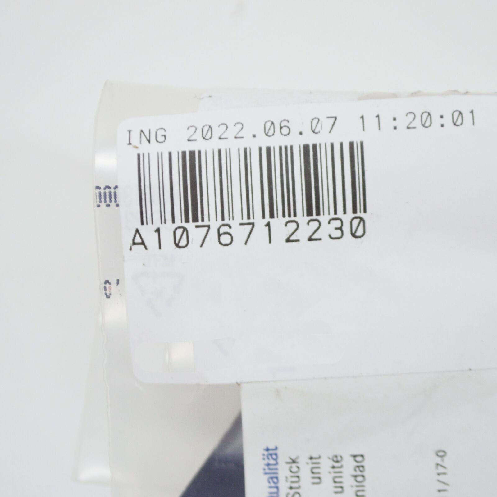 NEW MERCEDES-BENZ SL R107 WINDSHIELD RIGHT BOTTOM MOLDING A1076712230 ORIGINAL