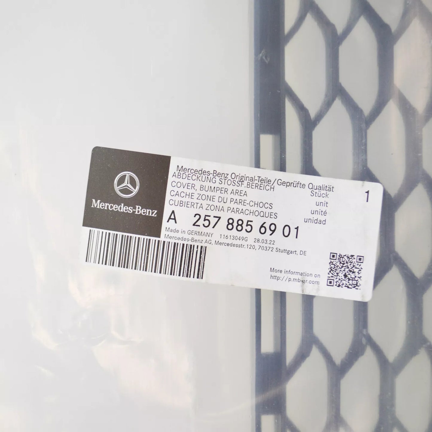 NEW MERCEDES-BENZ CLS C257 FRONT LOWER BUMPER GRILLE A2578856901 ORIGINAL