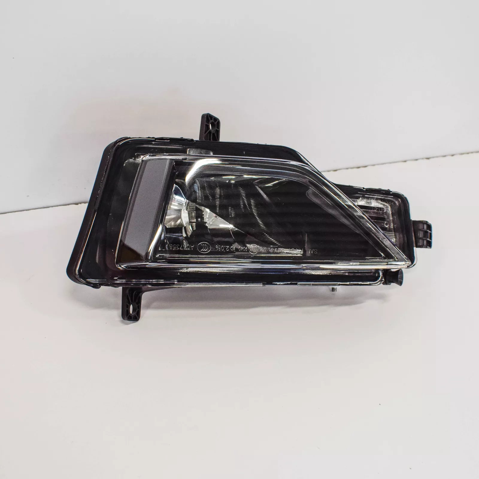 NEW VOLKSWAGEN GOLF MK7 FRONT LEFT FOG LIGHT 510941661D 2017