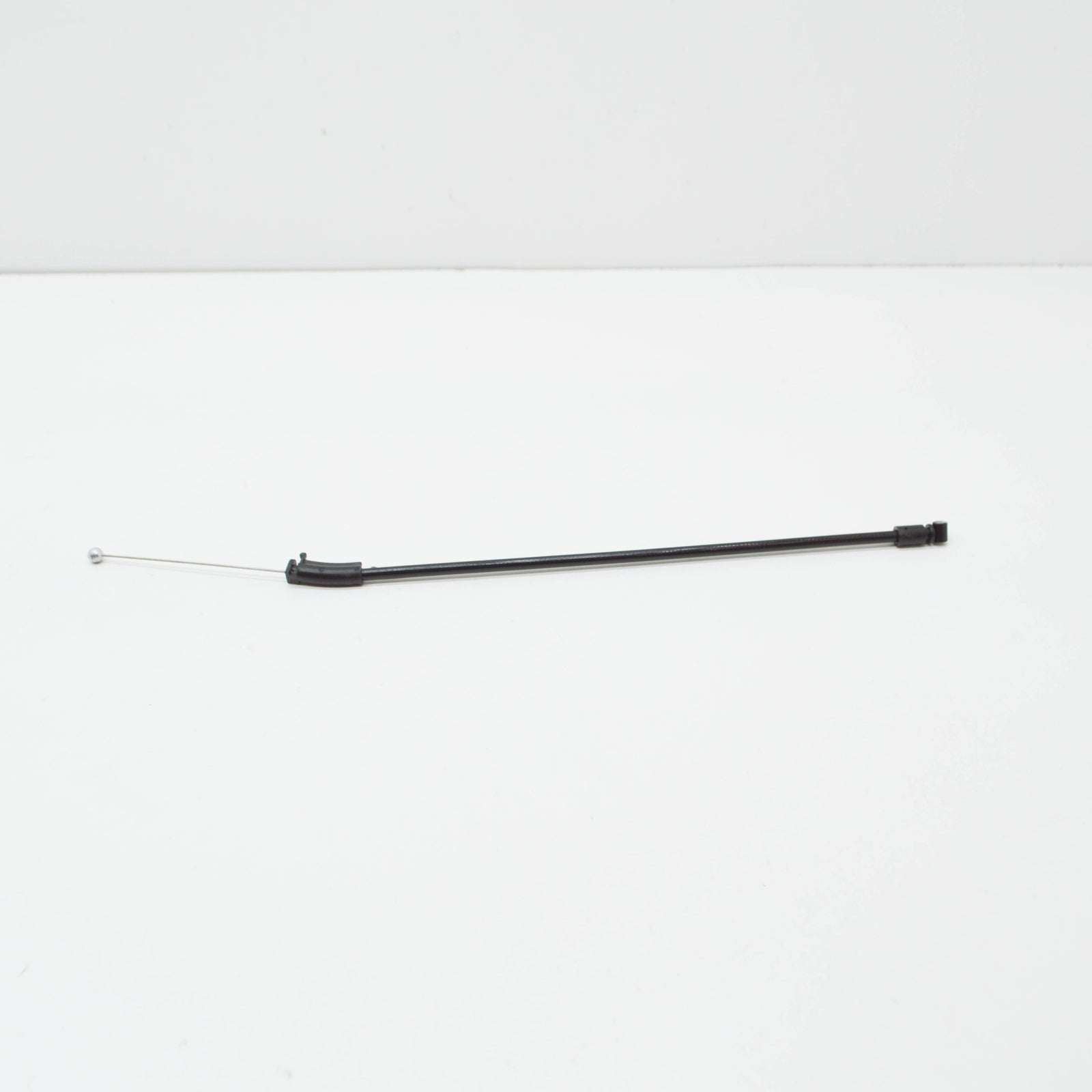 new volkswagen golf mk8 front right bonnet hood lock cable 5h0823530 original