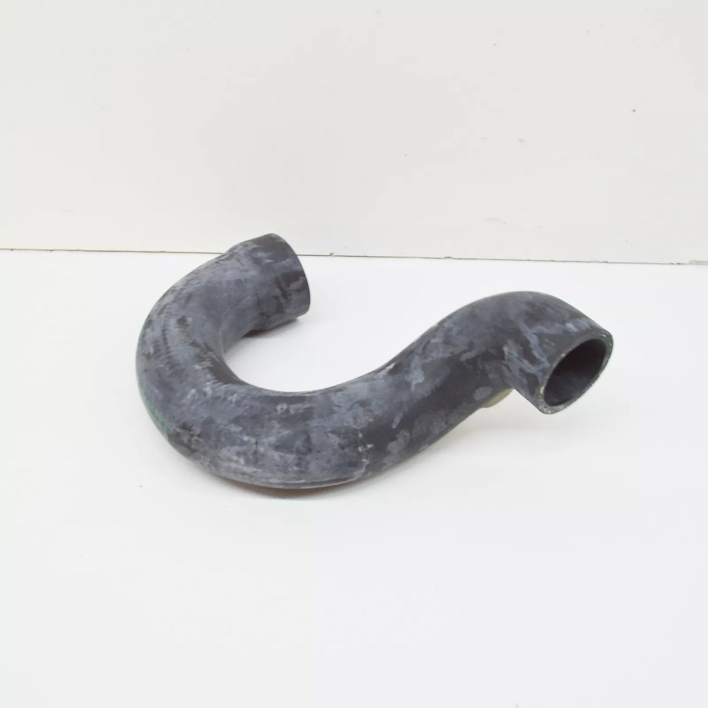 NEW BMW 5 E34 M5 3.5I COOLING SYSTEM WATER HOSE 11531312735 ORIGINAL