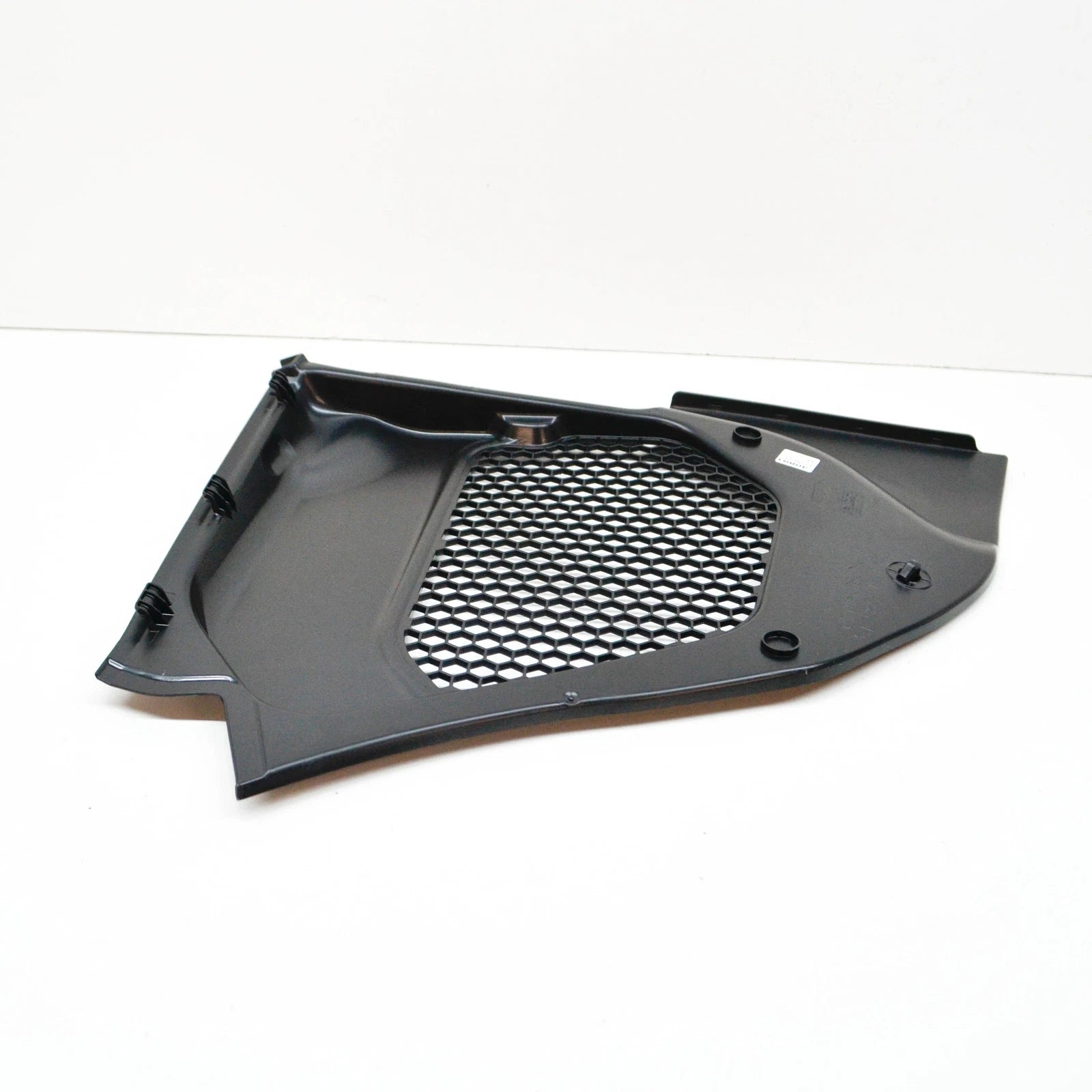 NEW BMW 5 G30 COWL PANEL COVER 51717388716 2016 ORIGINAL