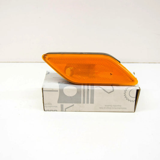 NEW MB E W212 FRONT RIGHT ADDITIONAL TURN INDICATOR A2128200021 ORIGINAL