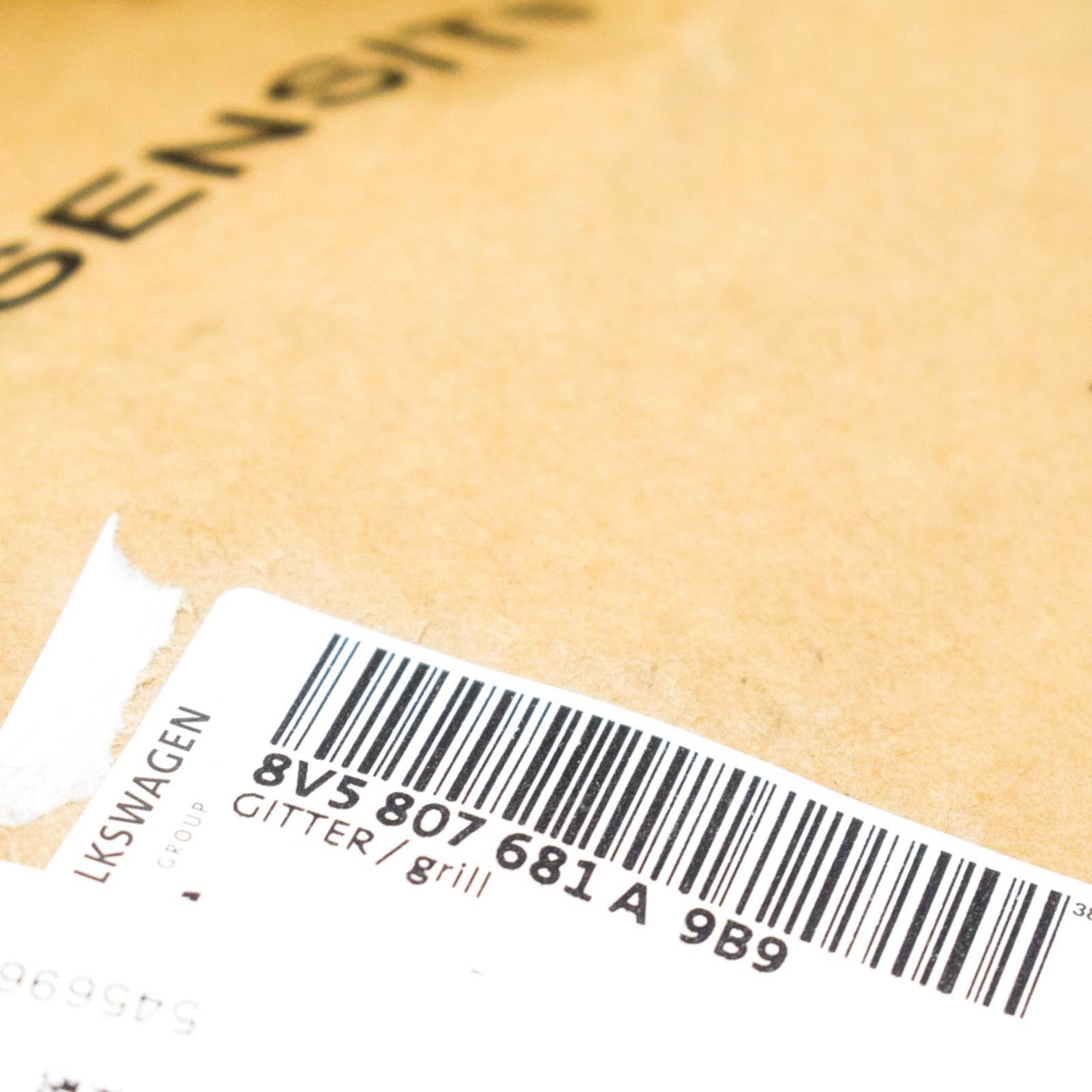 NEW AUDI A3 8V FRONT LEFT FOG LIGHT GRILLE LOWER 8V5807681A9B9 ORIGINAL