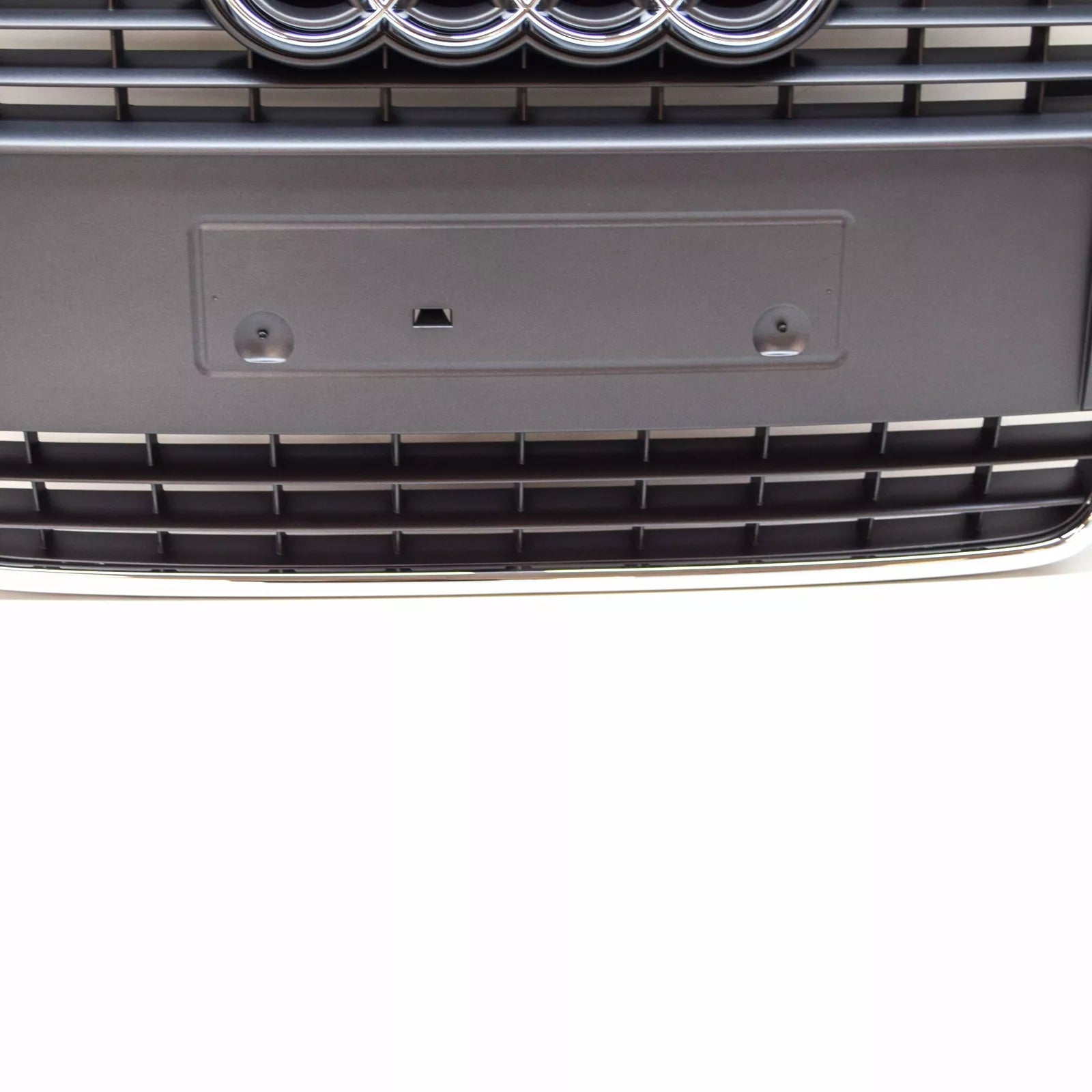 NEW AUDI A4 B7 FRONT BUMPER RADIATOR GRILLE 8E0853651Q1QP