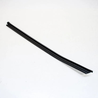 NEW BMW I3 REAR LEFT DOOR OUTER WEATHERSTRIP 51357277047 ORIGINAL