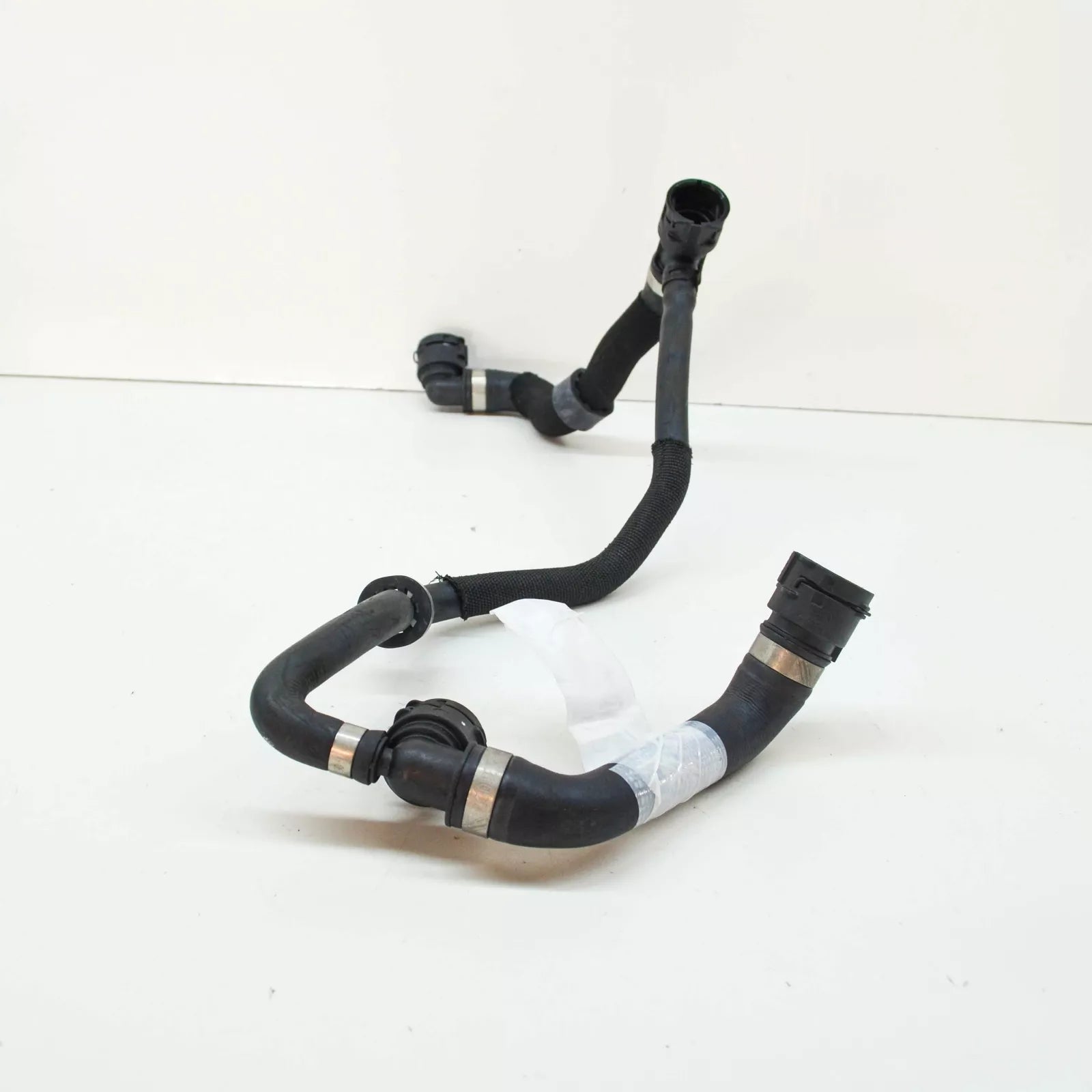 NEW MERCEDES-BENZ C W205 AMG RADIATOR WATER COOLANT HOSE A2055014601 ORIGINAL