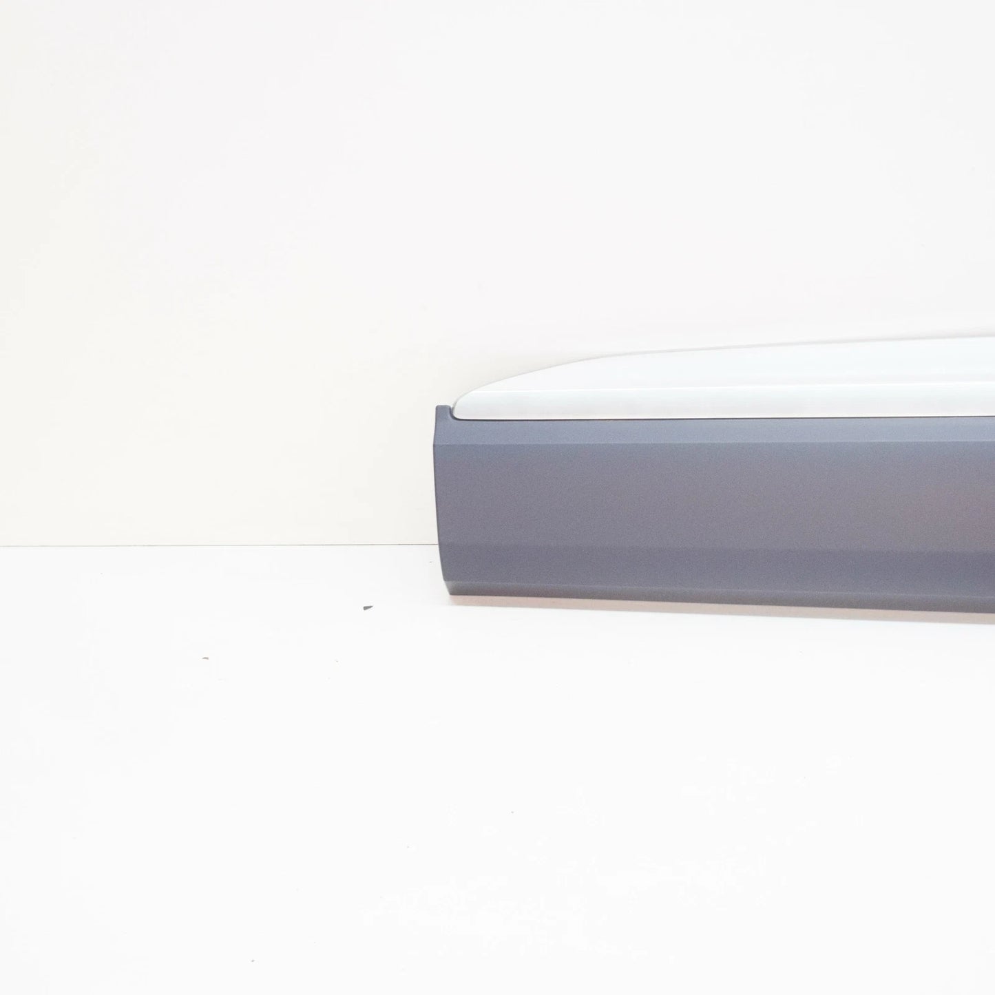 NEW AUDI Q7 4M FRONT LEFT DOOR LOWER COVER TRIM 4M0853959EGRU ORIGINAL