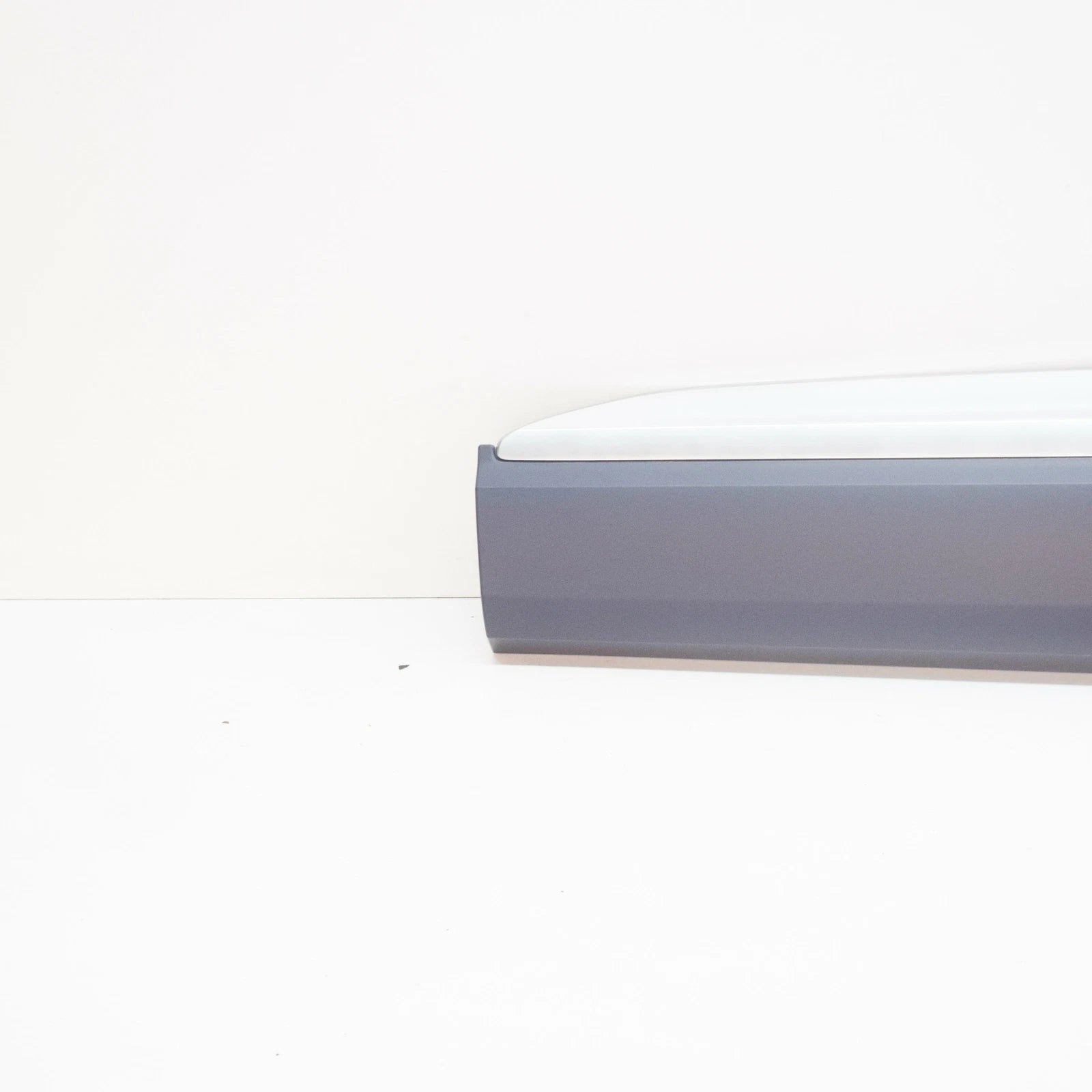 NEW AUDI Q7 4M FRONT LEFT DOOR LOWER COVER TRIM 4M0853959EGRU ORIGINAL