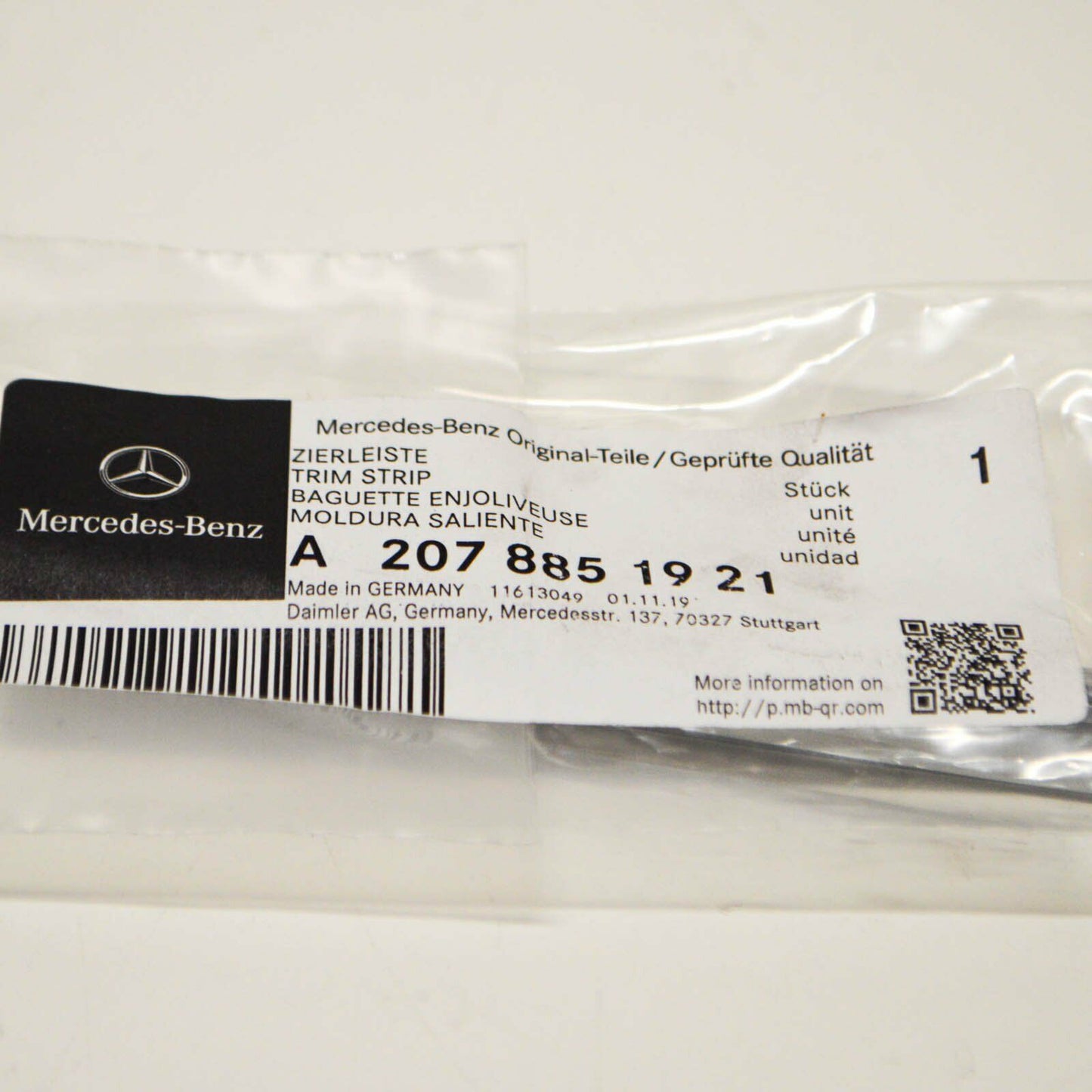 NEW MERCEDES BENZ E C207 FRONT LEFT BUMPER BOTTOM MOULDING TRIM A2078851921