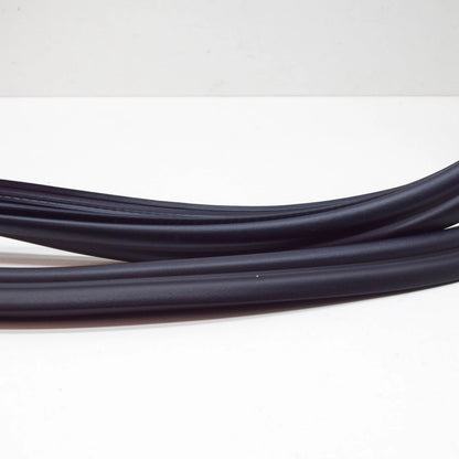 NEW VW GOLF VII VARIANT BA5, BV5 BOOTLID SEAL RUBBER 5G6827705E ORIGINAL