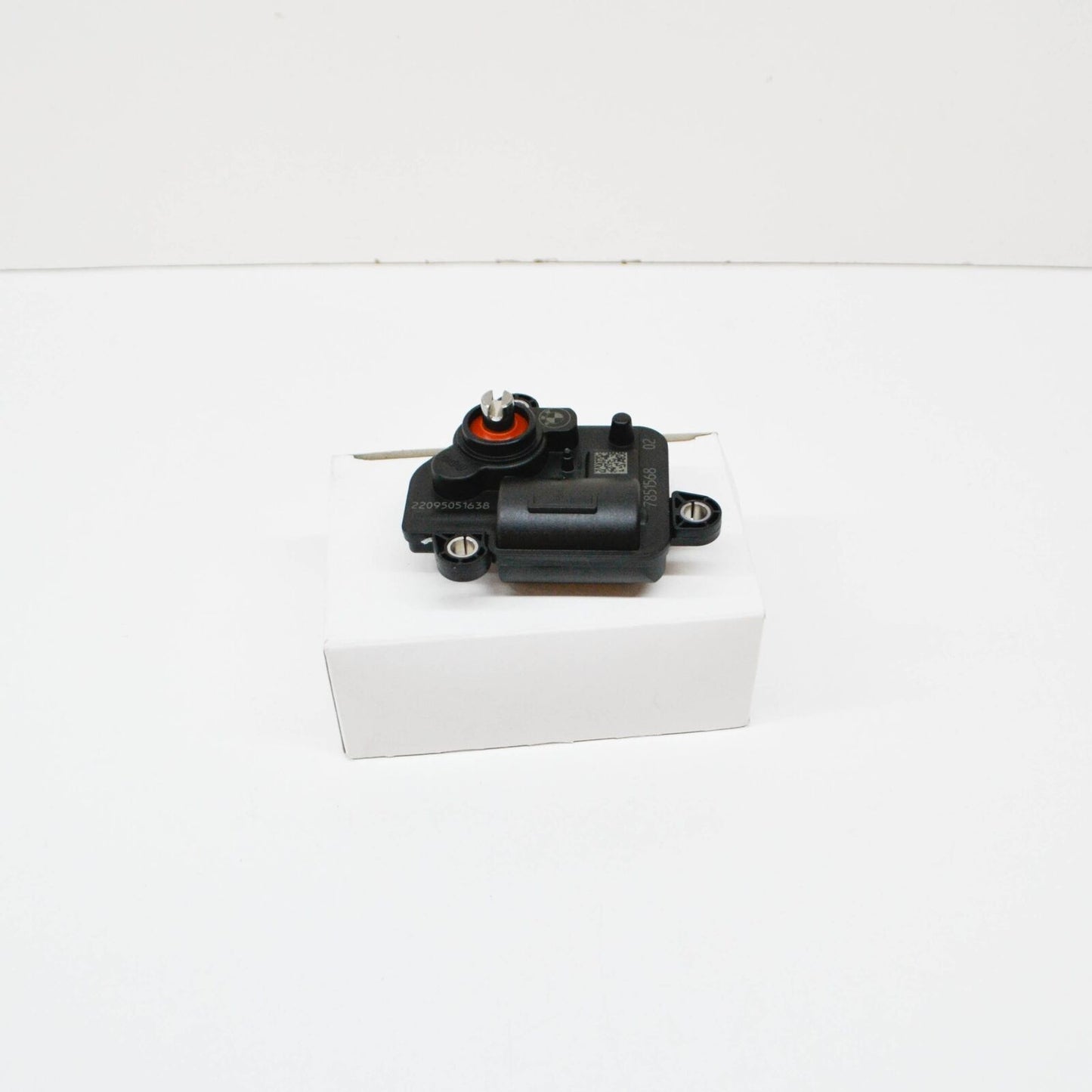 new bmw 3 f30, f80 exhaust flap actuator 7851568 18307851568 original