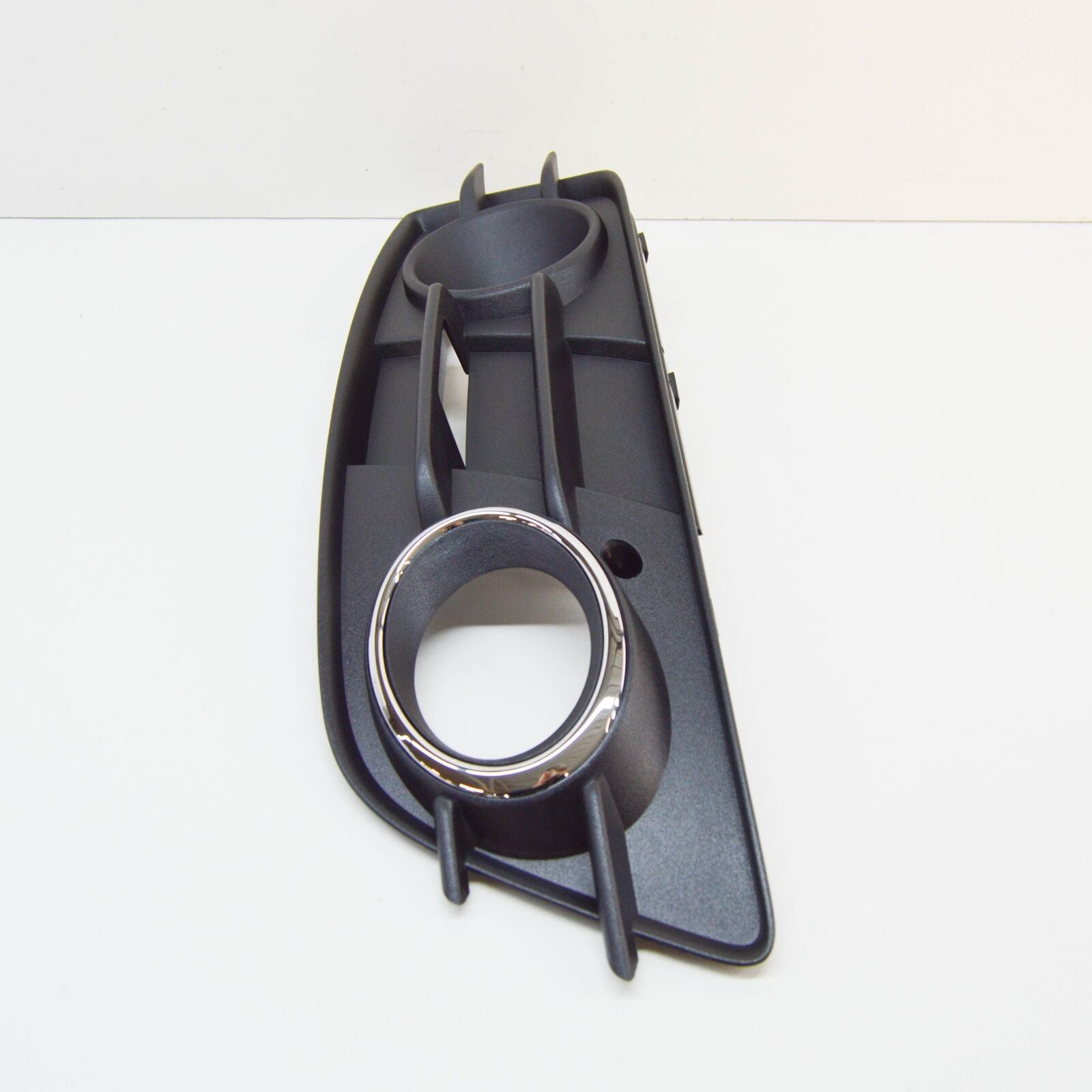 NEW AUDI A4 B8 FRONT BUMPER RIGHT GRILLE 8K0807682E01C ORIGINAL