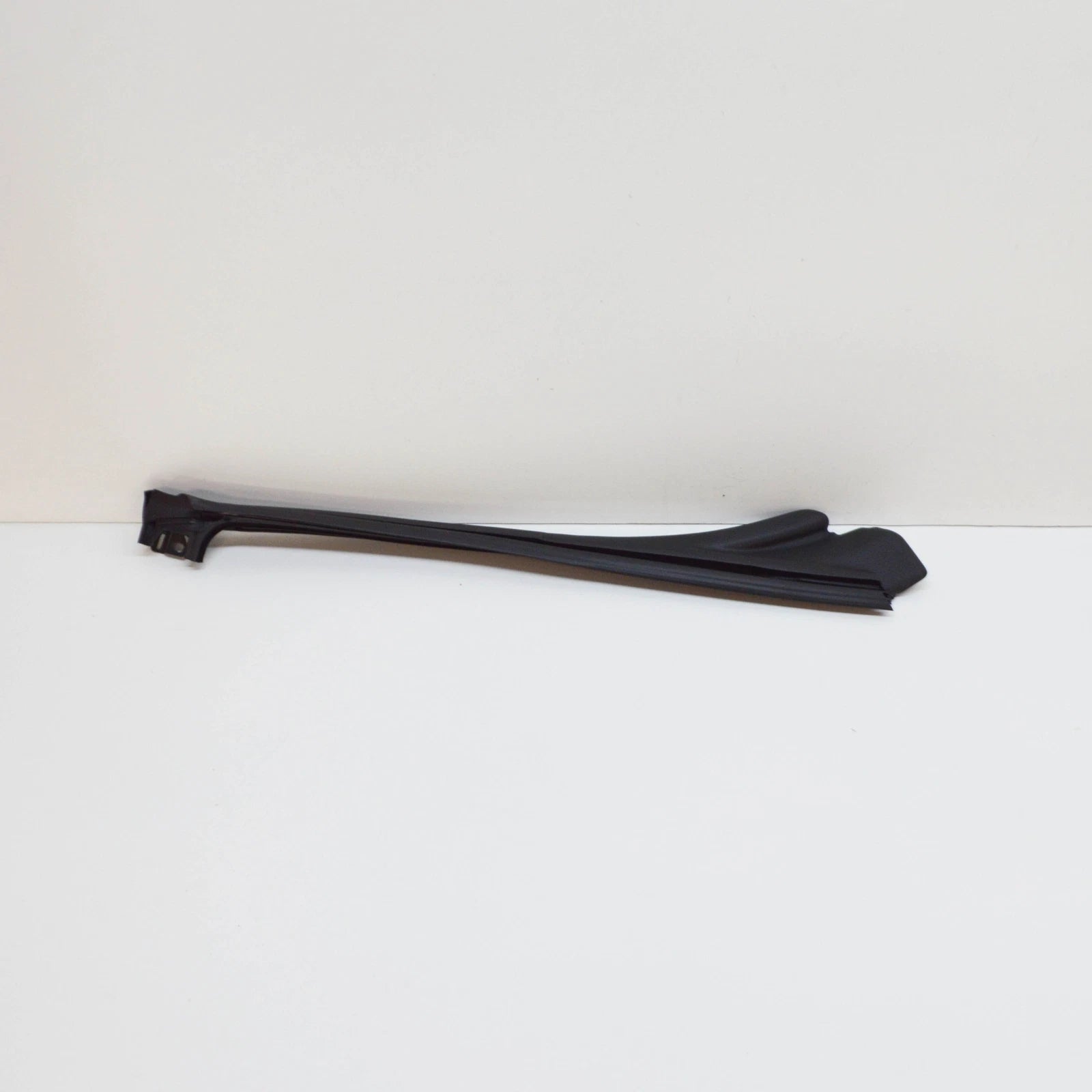 NEW AUDI A3 CABRIO 8V INNER A-PILLAR REINFORCEMENT DOOR SEAL 8V7831721A ORIGINAL