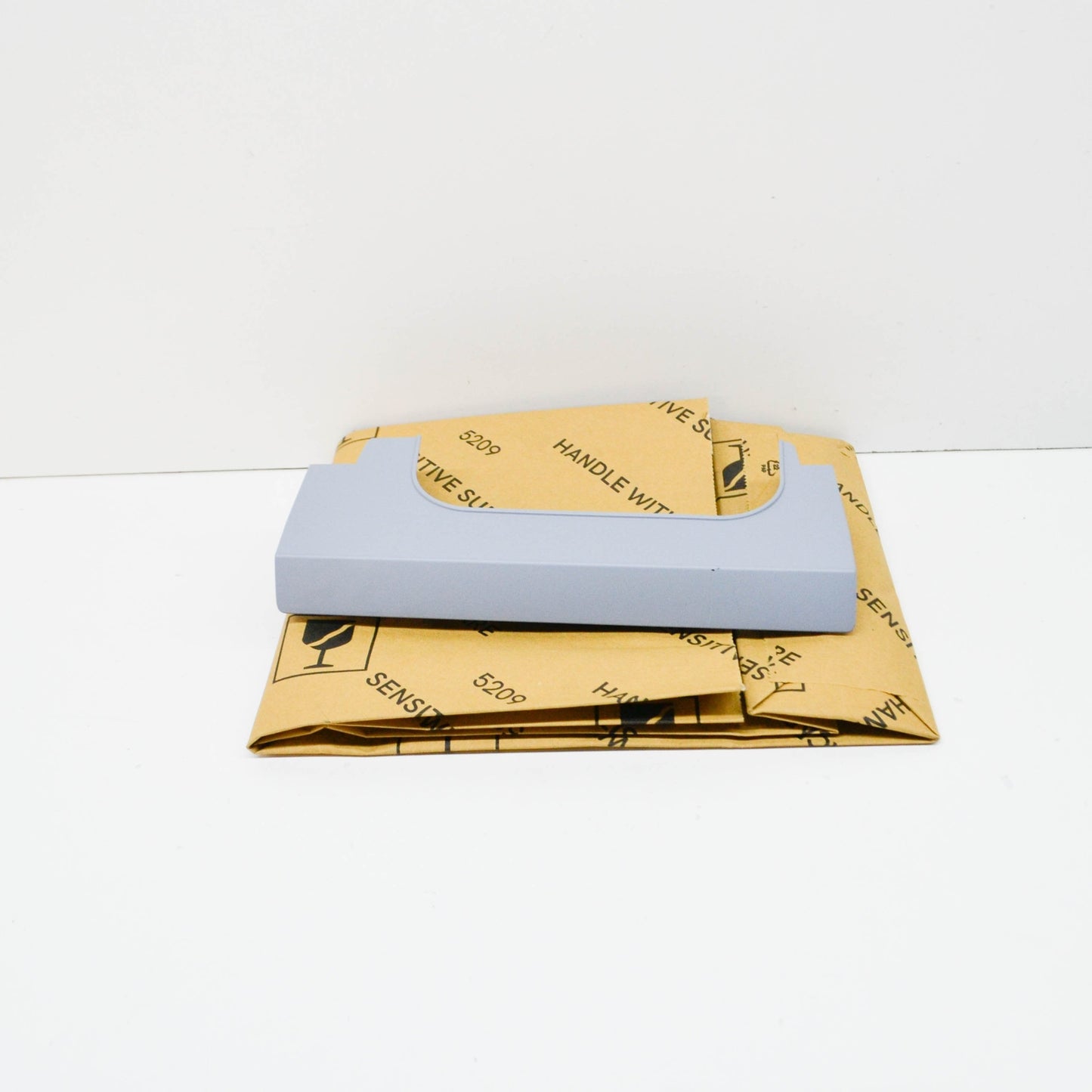 NEW AUDI A6 ALLROAD 4GH FRONT LEFT JACK PAD COVER TRIM 4G0853445BGRU ORIGINAL