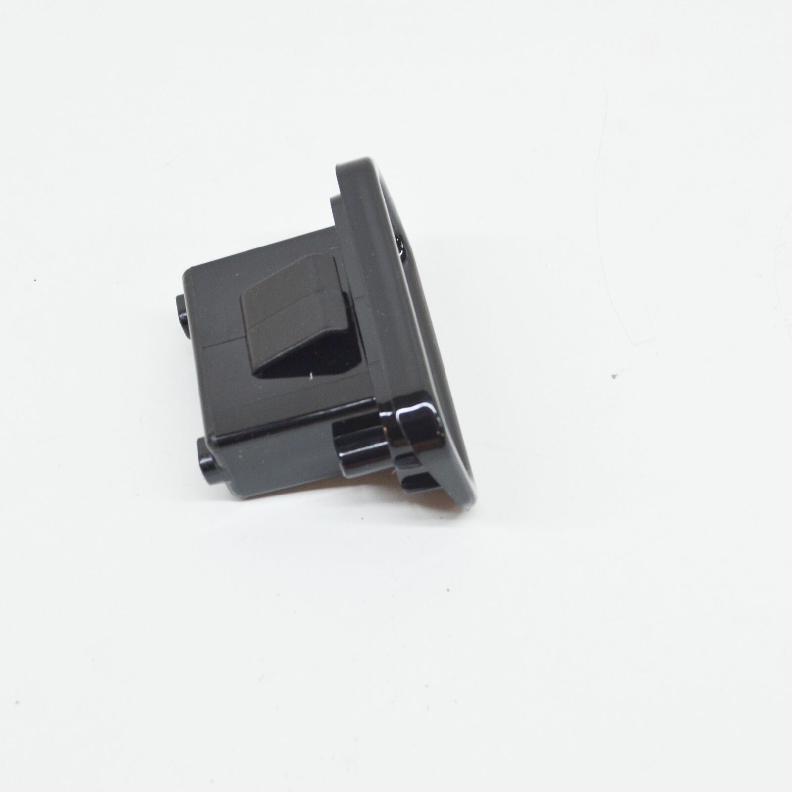 NEW MERCEDES-BENZ G W463 REAR LICENSE PLATE LIGHT ADAPTER A4635450119 ORIGINAL