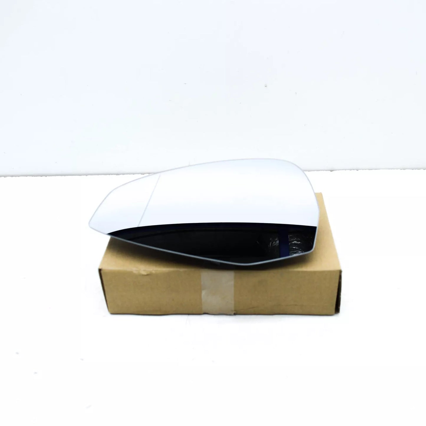 NEW AUDI A5 SPORTBACK F5 FRONT LEFT DOOR MIRROR GLASS 8W0857535E