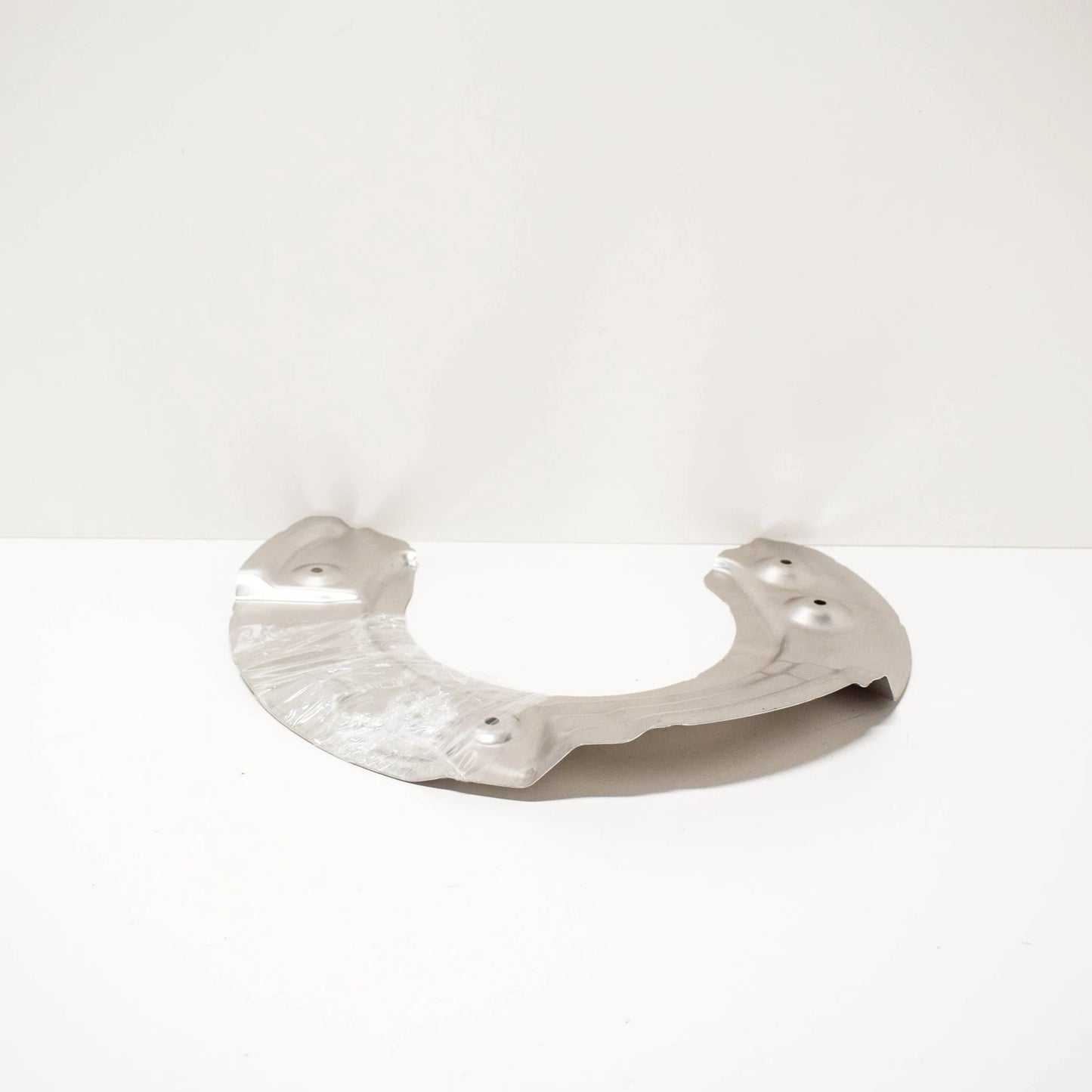 NEW BMW 5 F11 FRONT LEFT BRAKE DISC PROTECTION PLATE 34116775265 ORIGINAL