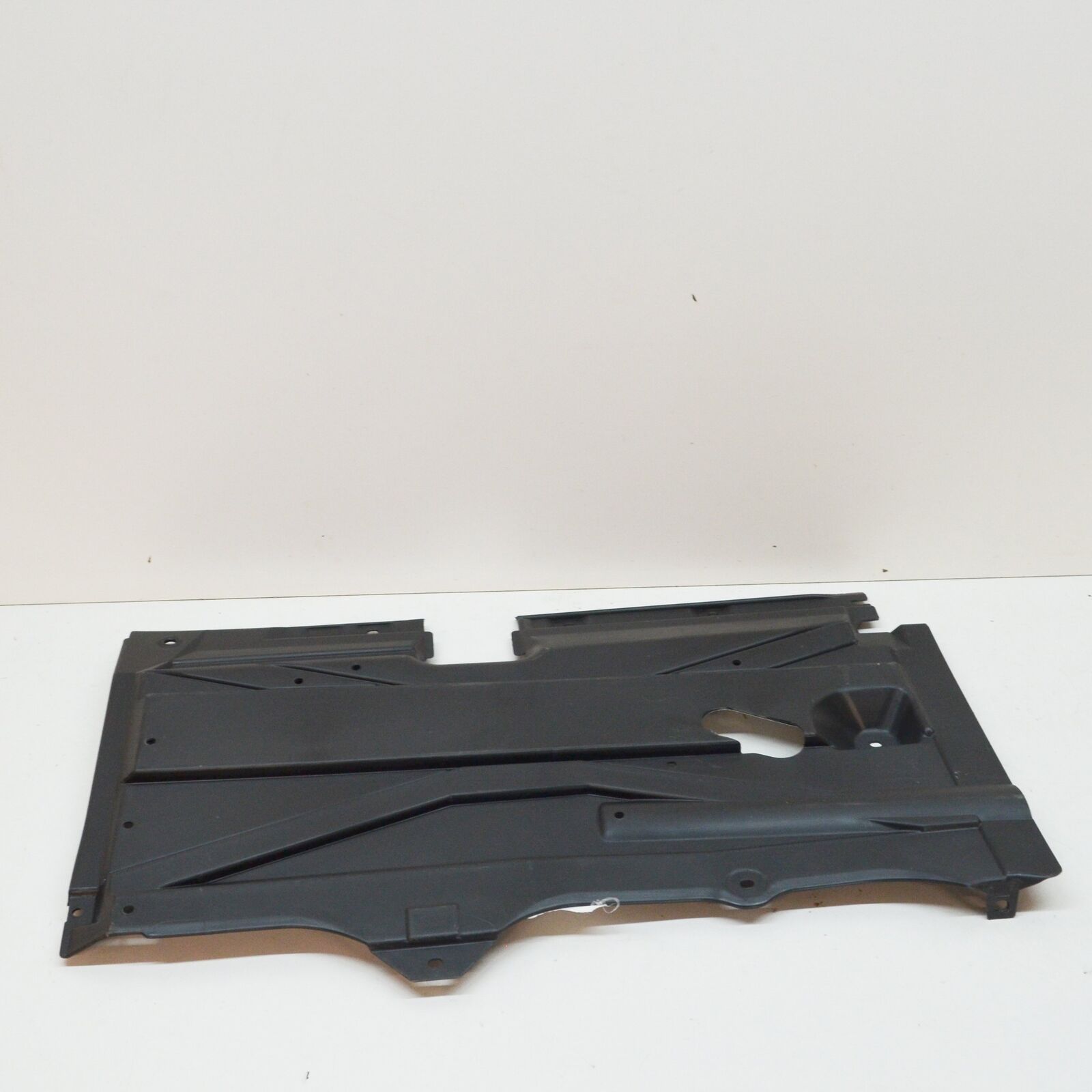 new bmw 5 e39 left lower body cover 51718176757 8176757 original