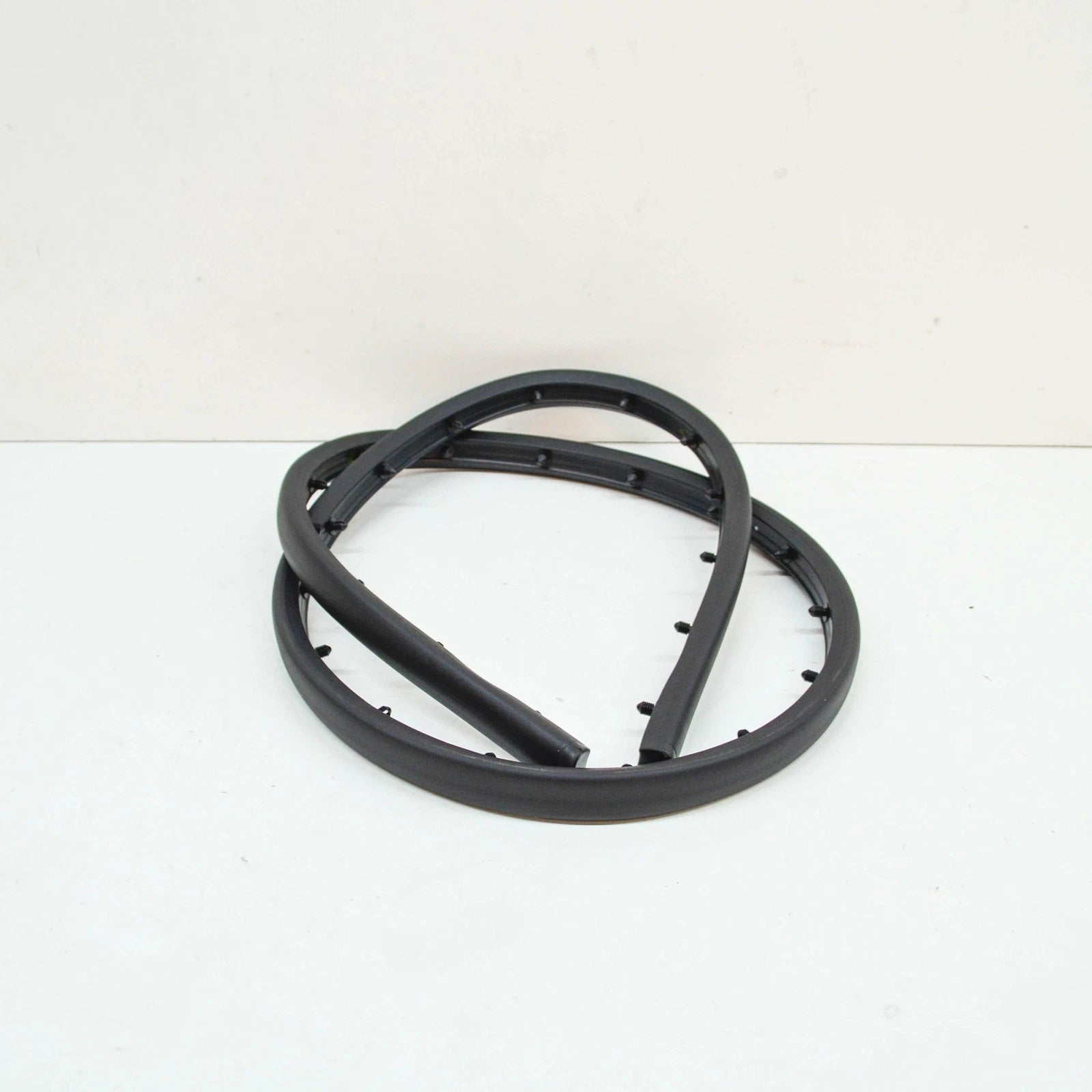 NEW VOLKSWAGEN ID.3 E11 FRONT BONNET HOOD SEAL GASKET 10A823707A