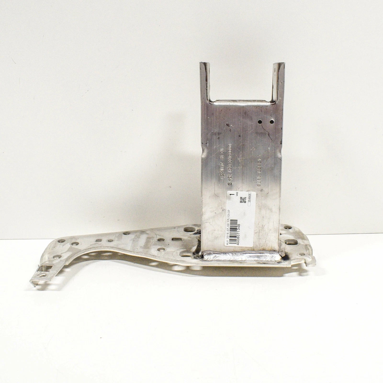 NEW AUDI A6 C7 FRONT BUMPER RIGHT CRASH IMPACT BRACKET 4G0807134B 2012