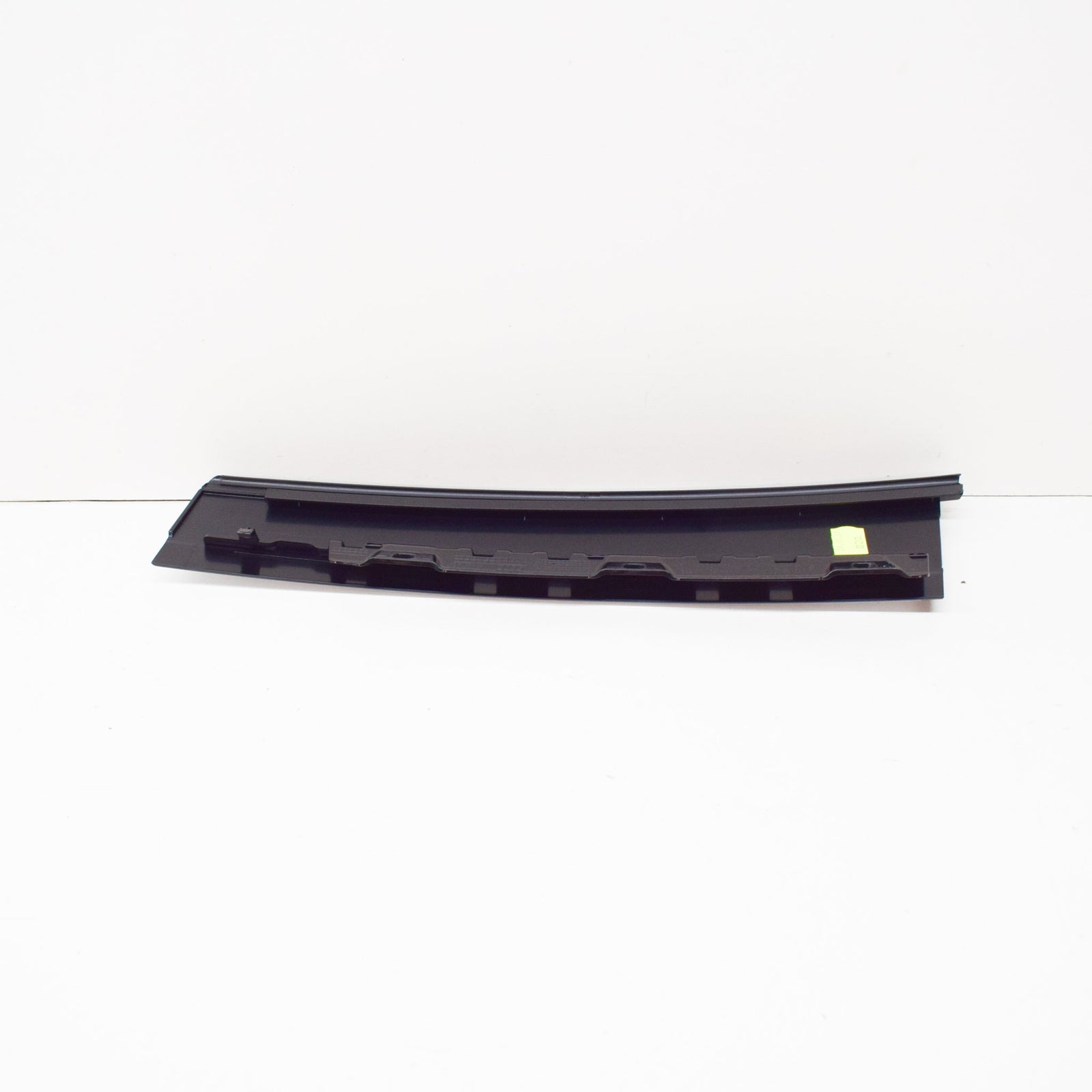 NEW AUDI Q3 F3 REAR LEFT DOOR VERTICAL TRIM 83F8399015FQ 2020 ORIGINAL