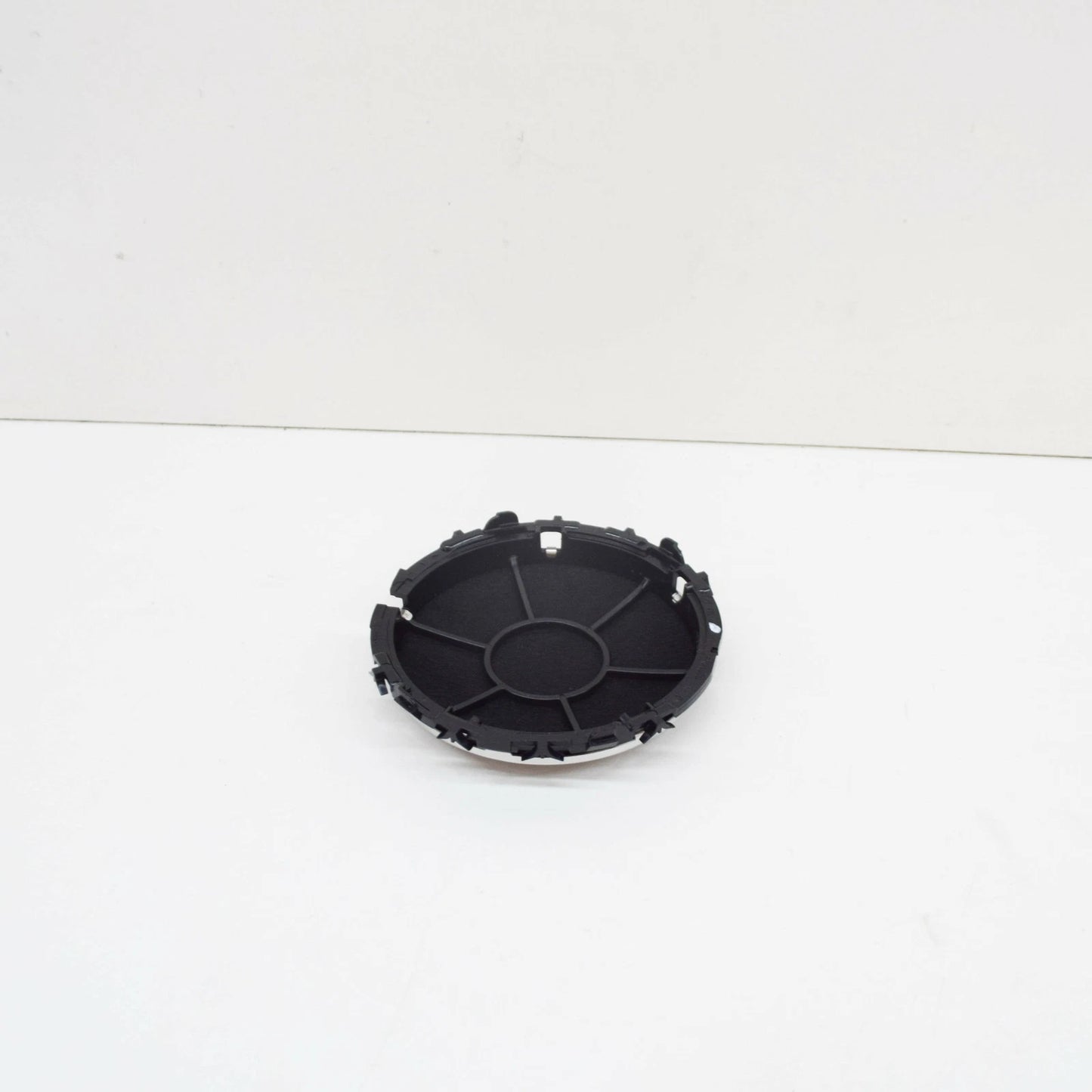 NEW MB E W213 FRONT LEFT DOOR PANEL LOUDSPEAKER COVER A2137275700