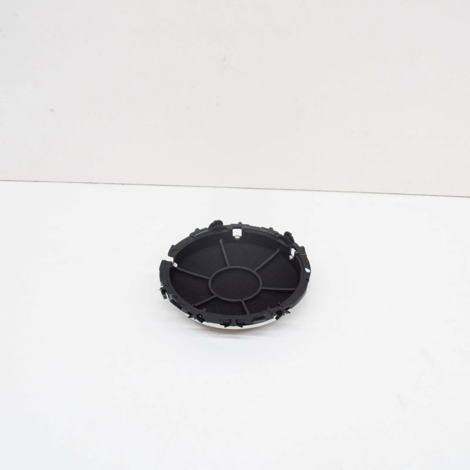 NEW MB E W213 FRONT LEFT DOOR PANEL LOUDSPEAKER COVER A2137275700