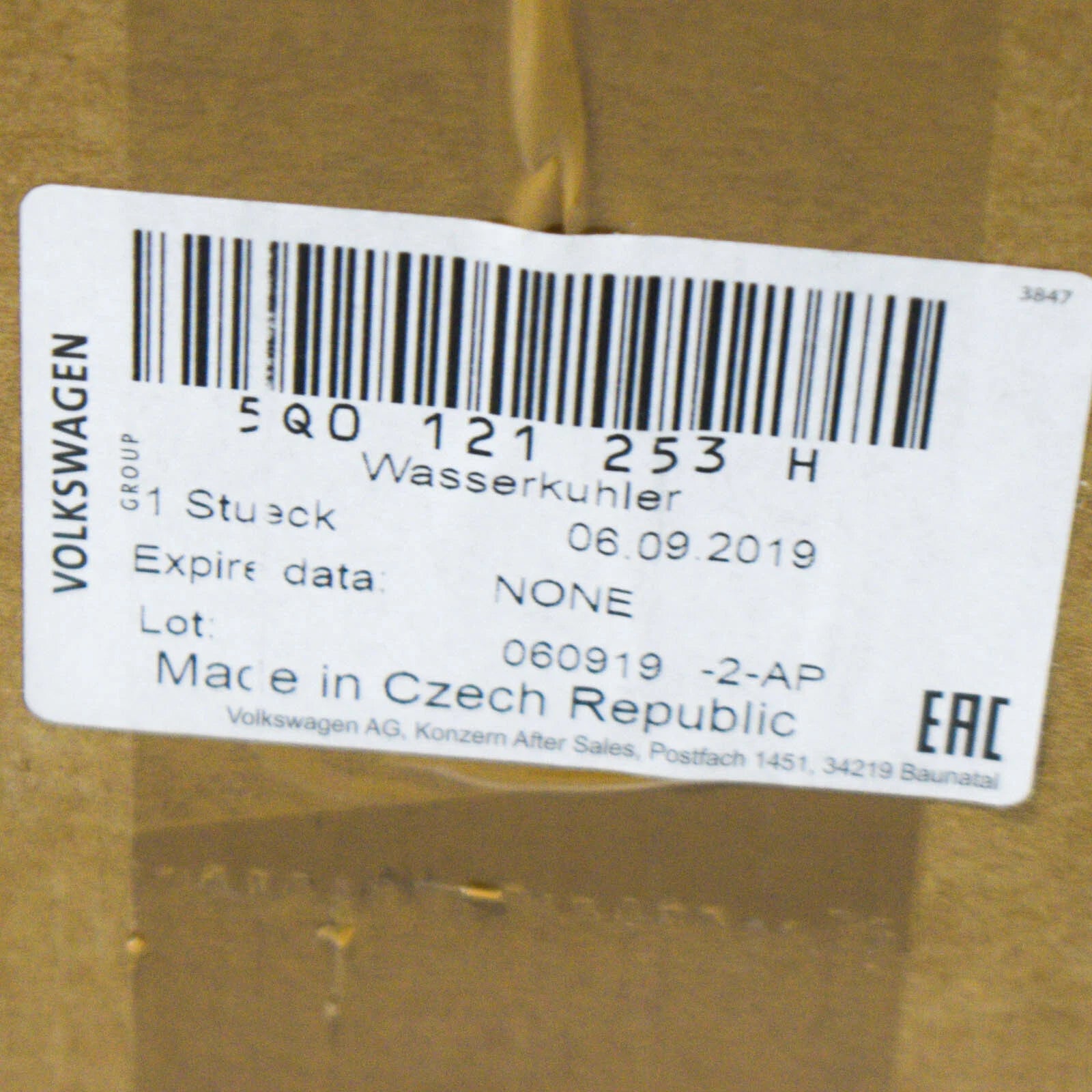 NEW VOLKSWAGEN BEETLE A5 ADDITIONAL COOLING RADIATOR 5Q0121253H ORIGINAL