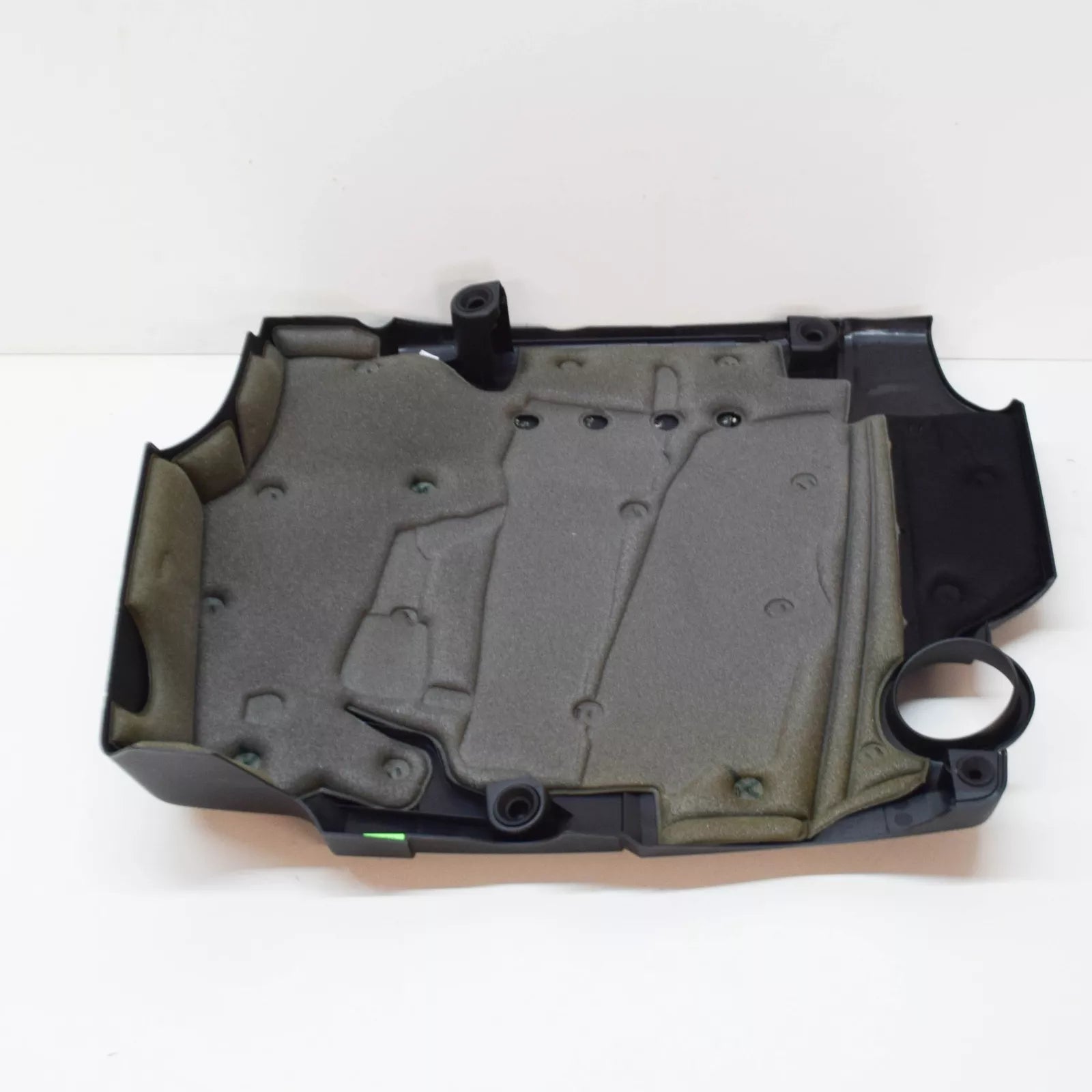 NEW AUDI A4 B8 AVANT ENGINE DECORATIVE COVER 03L103925P ORIGINAL