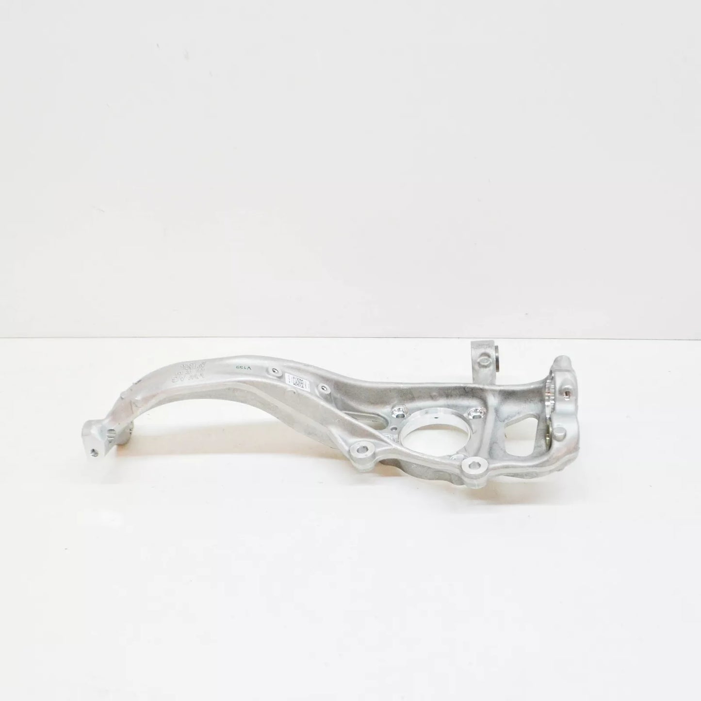 NEW AUDI Q7 4M FRONT LEFT STEERING KNUCKLE 4M0407253K ORIGINAL