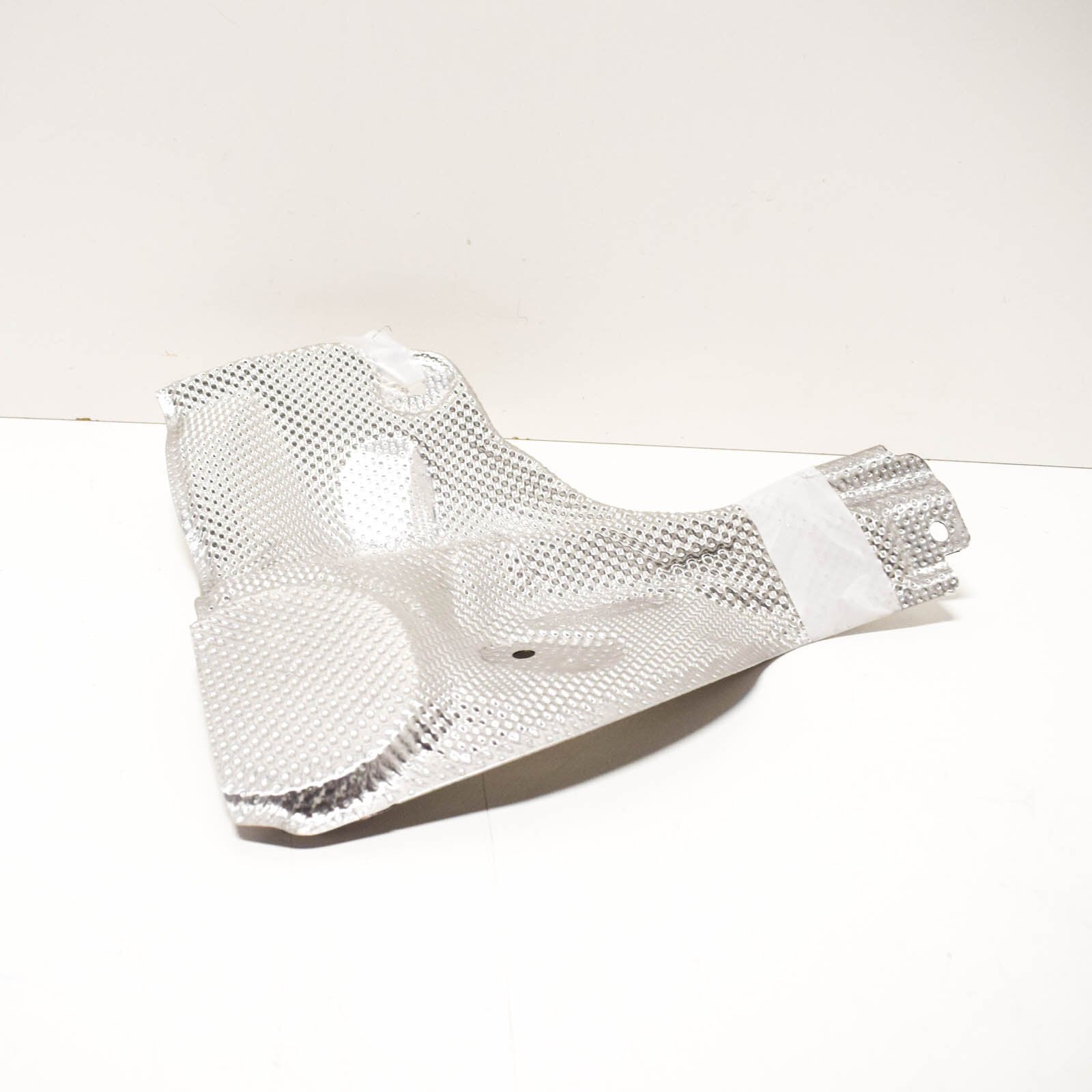 NEW AUDI A5 8F RIGHT SIDE HEAT PLATE 	8K1804164C 2013 LHD ORIGINAL