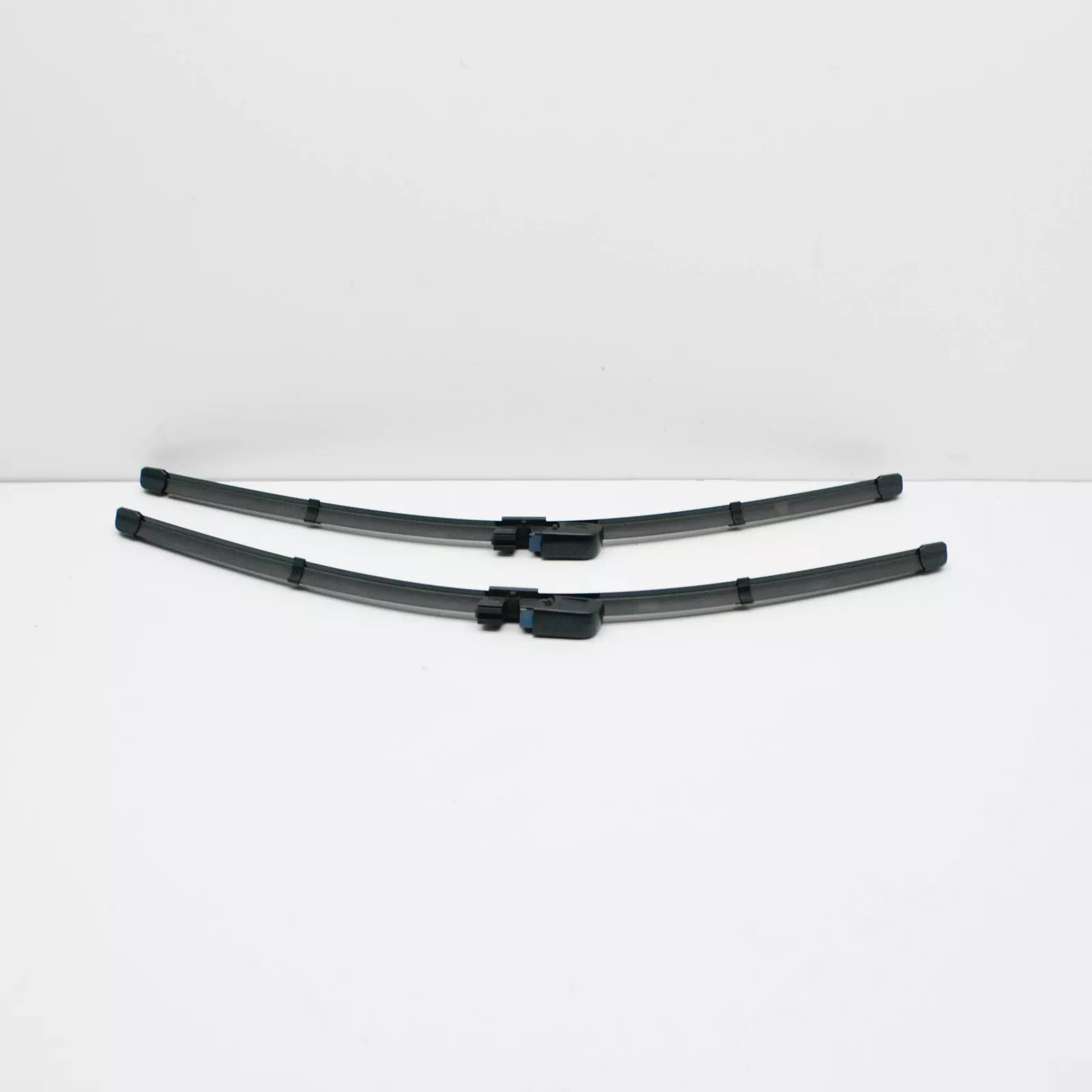 NEW AUDI A8 4E FRONT WINDSCREEN WIPER BLADES SET AERO LHD 4E0998002