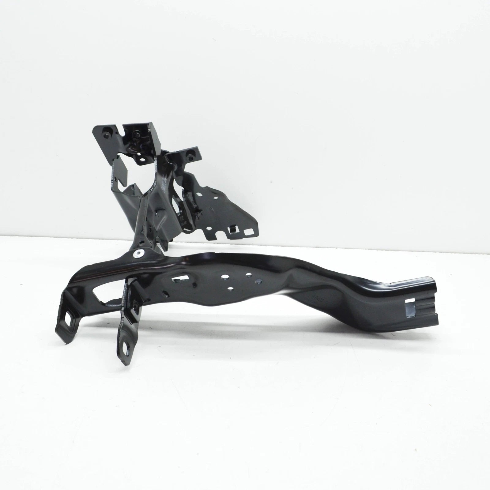 NEW BMW M5 F90 FRONT LEFT HEADLIGHT BRACKET MOUNT 51647383857 ORIGINAL