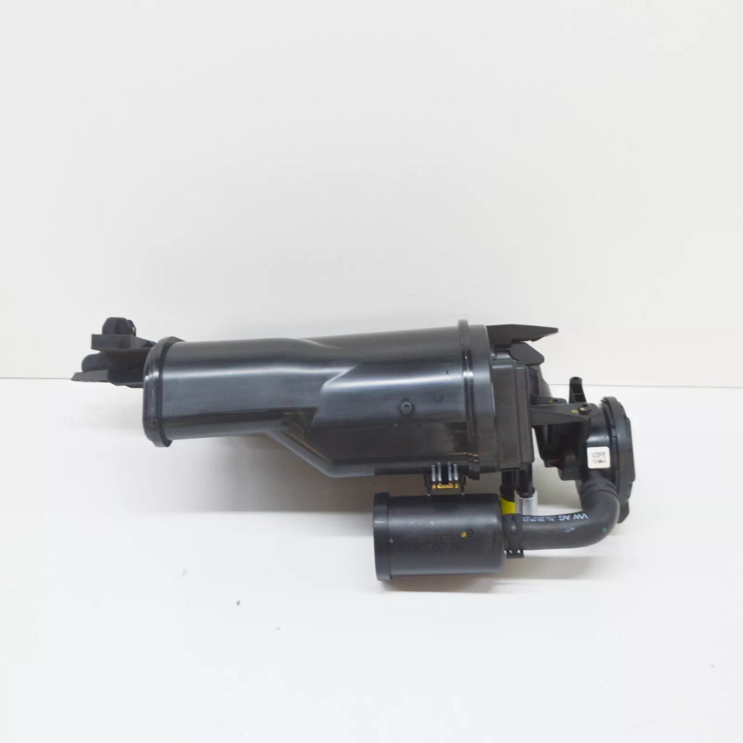 NEW AUDI A3 8V ACTIVATED CHARCOAL CONTAINER 5Q0201797L ORIGINAL