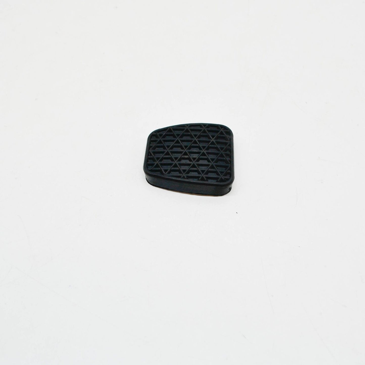 NEW MERCEDES-BENZ VITO W638 CLUTCH PEDAL RUBBER COVER A2012910282 ORIGINAL