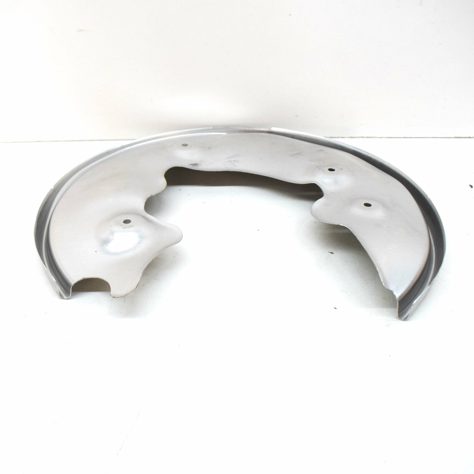 NEW AUDI A4 B8 REAR LEFT BRAKE DISC COVER PLATE 8K0615611A ORIGINAL