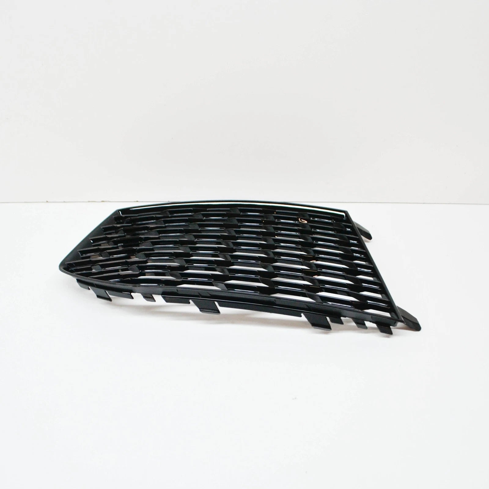 NEW AUDI RSQ3 8U FRONT BUMPER LEFT GRILLE 8U0807681GT94 2016