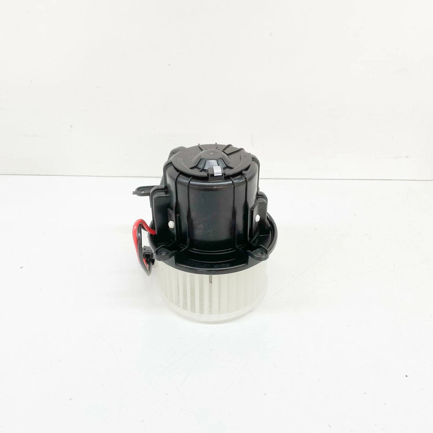 NEW MERCEDES-BENZ VITO FURGON W447 HEATER BLOWER FAN MOTOR A0008304901